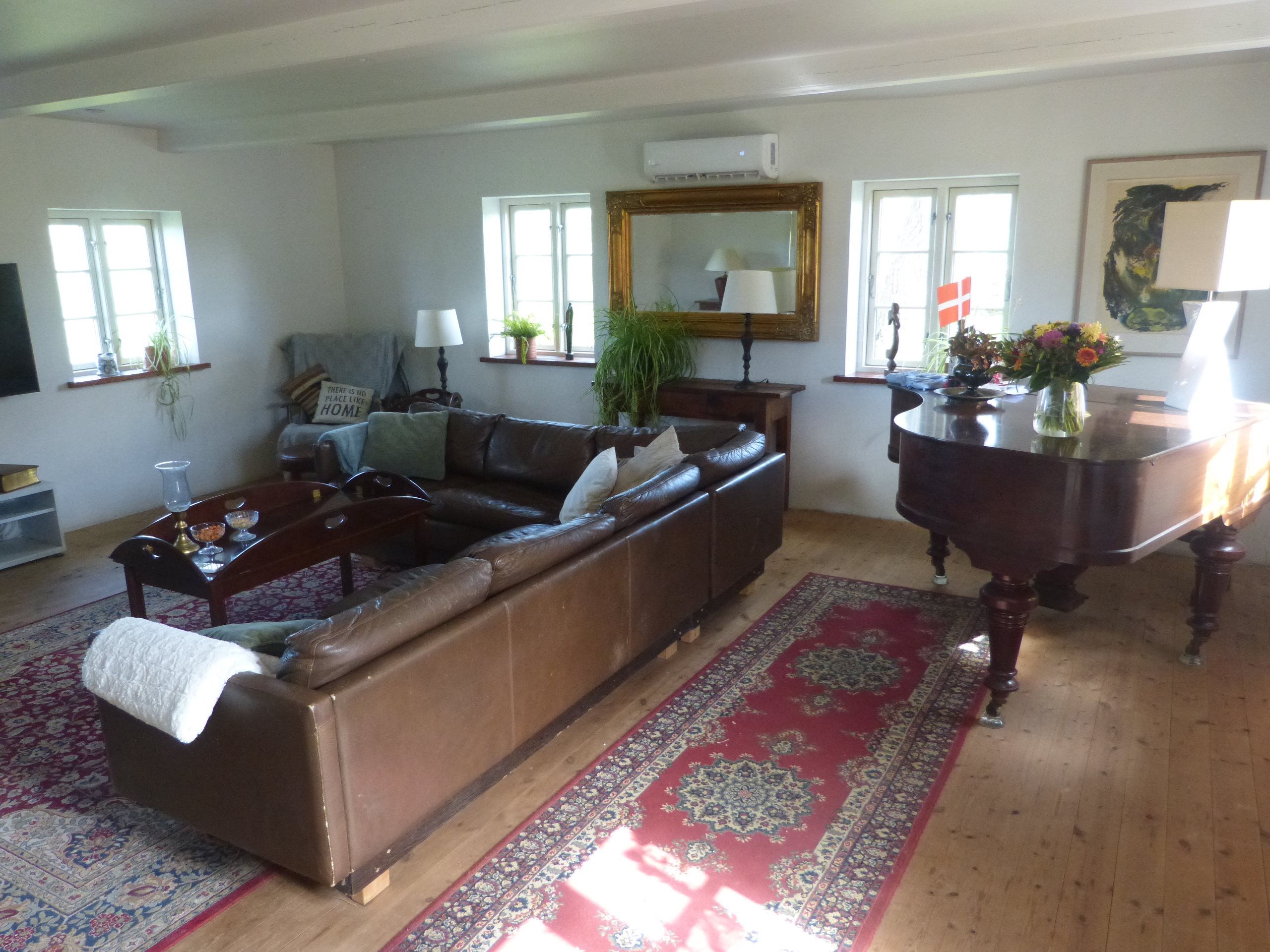 Fremhævet stue billede i fuldskærmstilstand. Billede af Bjergegyden 12, Sønderby Bj, 5631 Ebberup