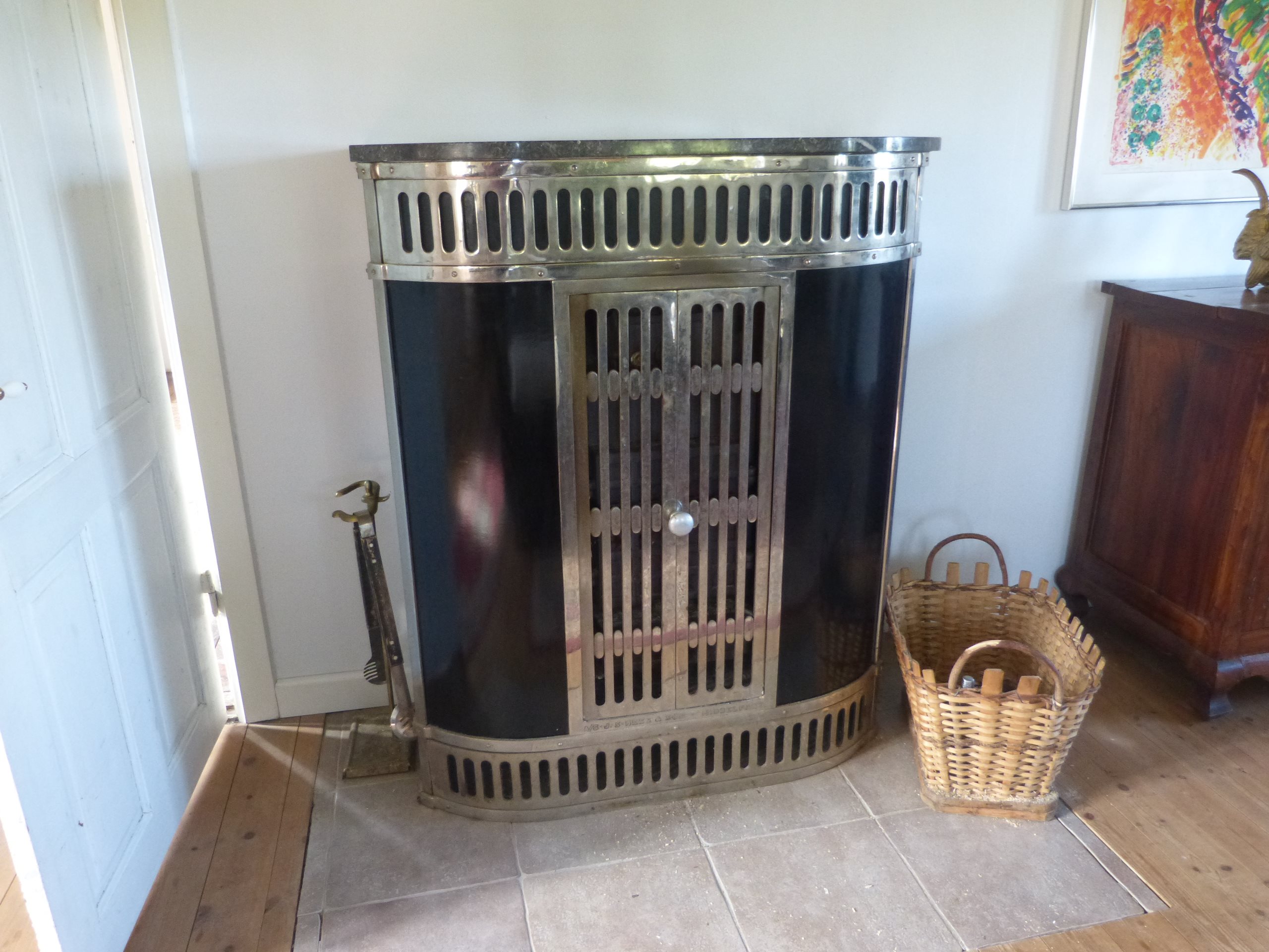 Fremhævet kamin i stuen billede i fuldskærmstilstand. Billede af Bjergegyden 12, Sønderby Bj, 5631 Ebberup