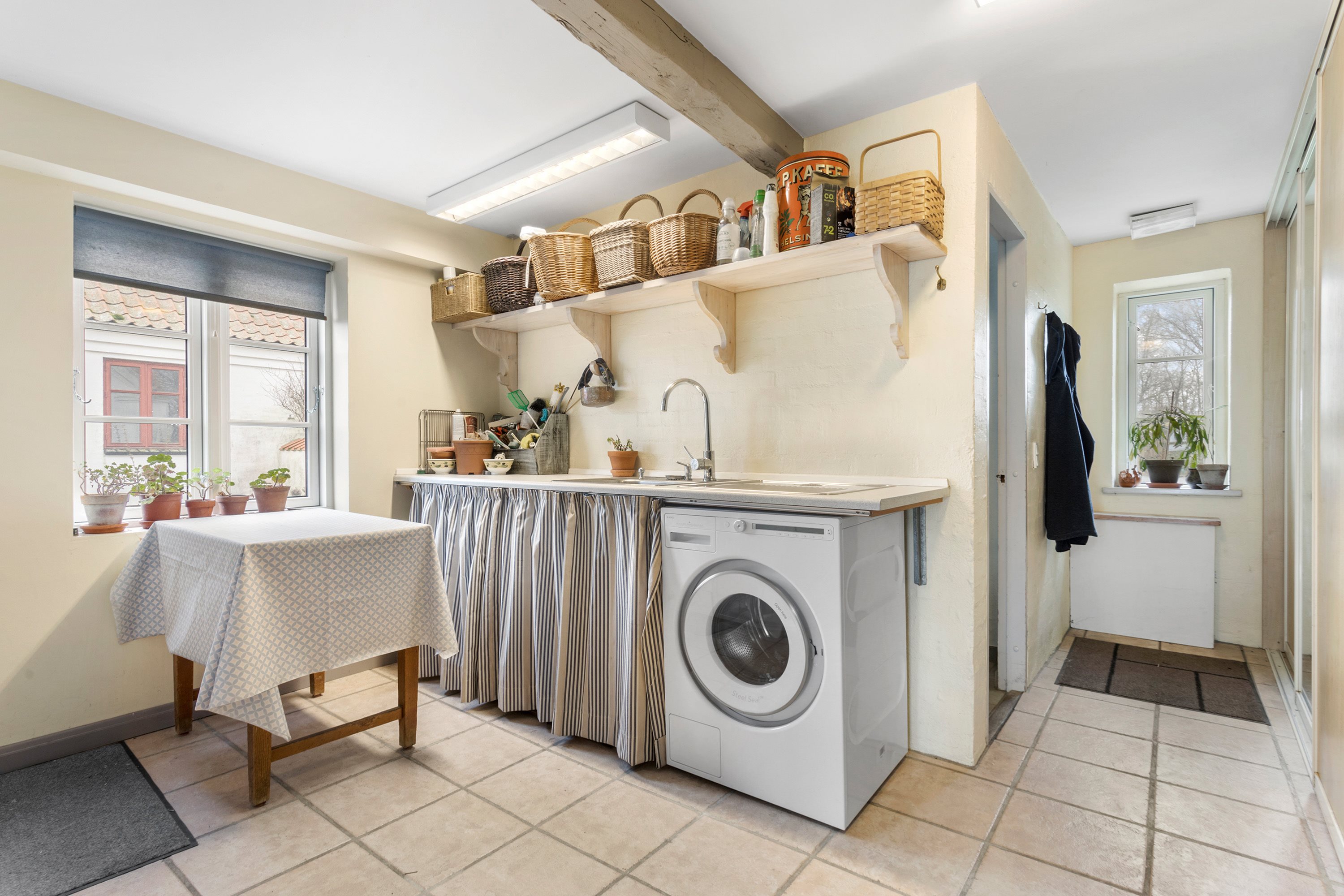 Fremhævet værelse billede i fuldskærmstilstand. Billede af Vestermarken 14, 9370 Hals