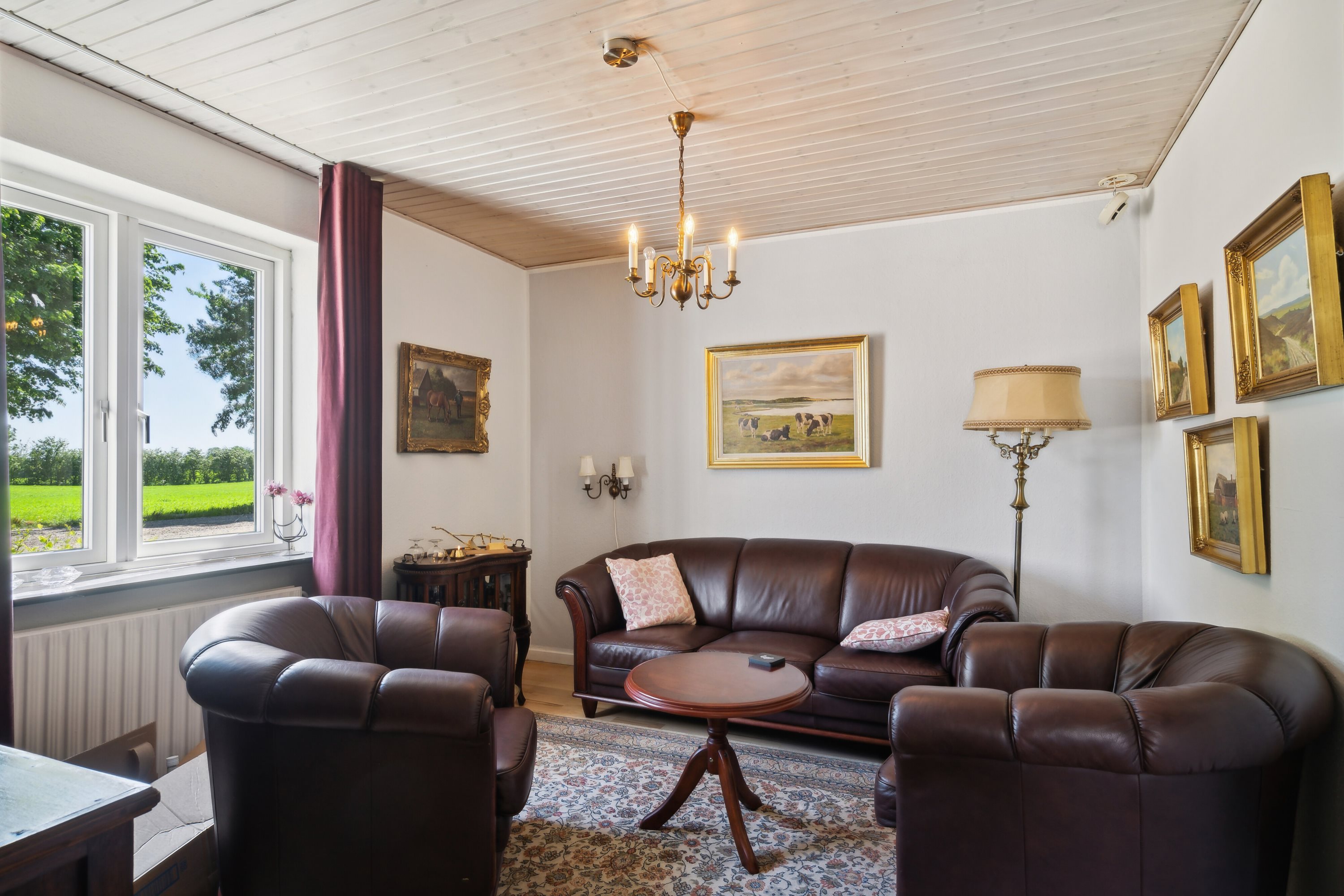 Fremhævet stue billede i fuldskærmstilstand. Billede af Batum Hedevej 8, Batum, 8830 Tjele