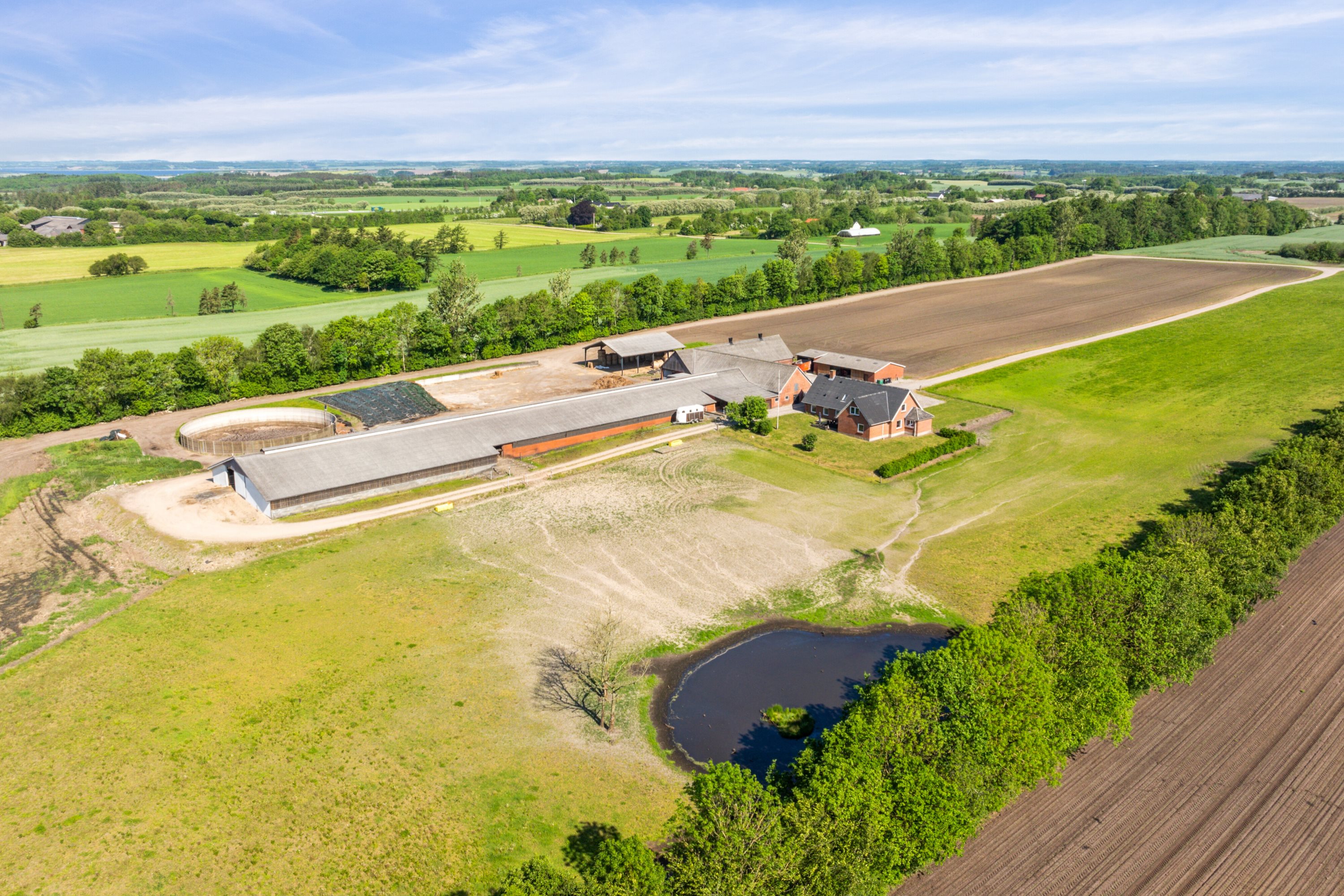 Fremhævet luftfoto billede i fuldskærmstilstand. Billede af Batum Hedevej 8, Batum, 8830 Tjele