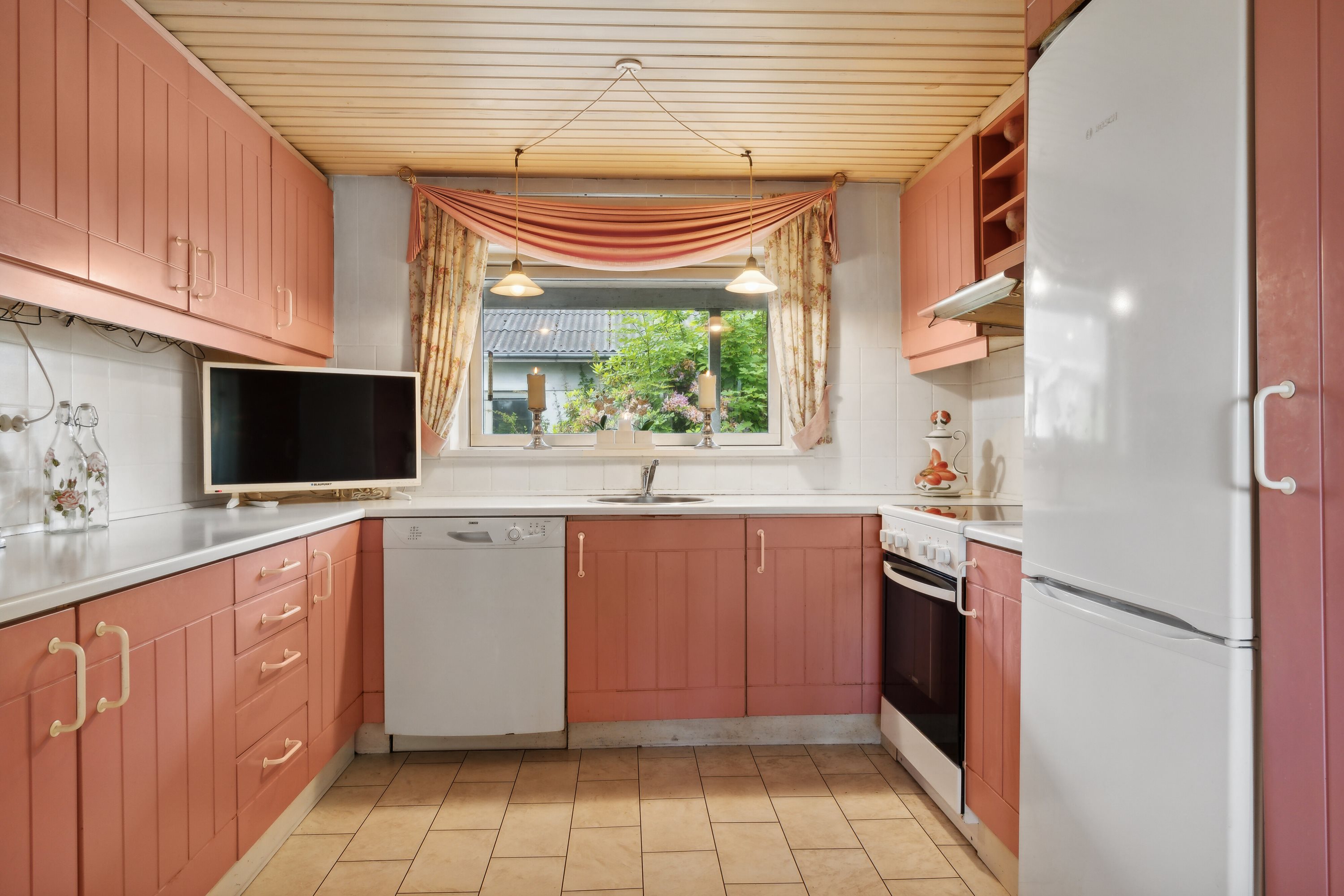 Fremhævet  billede i fuldskærmstilstand. Billede af Skiverenvej 22, Tuen, 9881 Bindslev