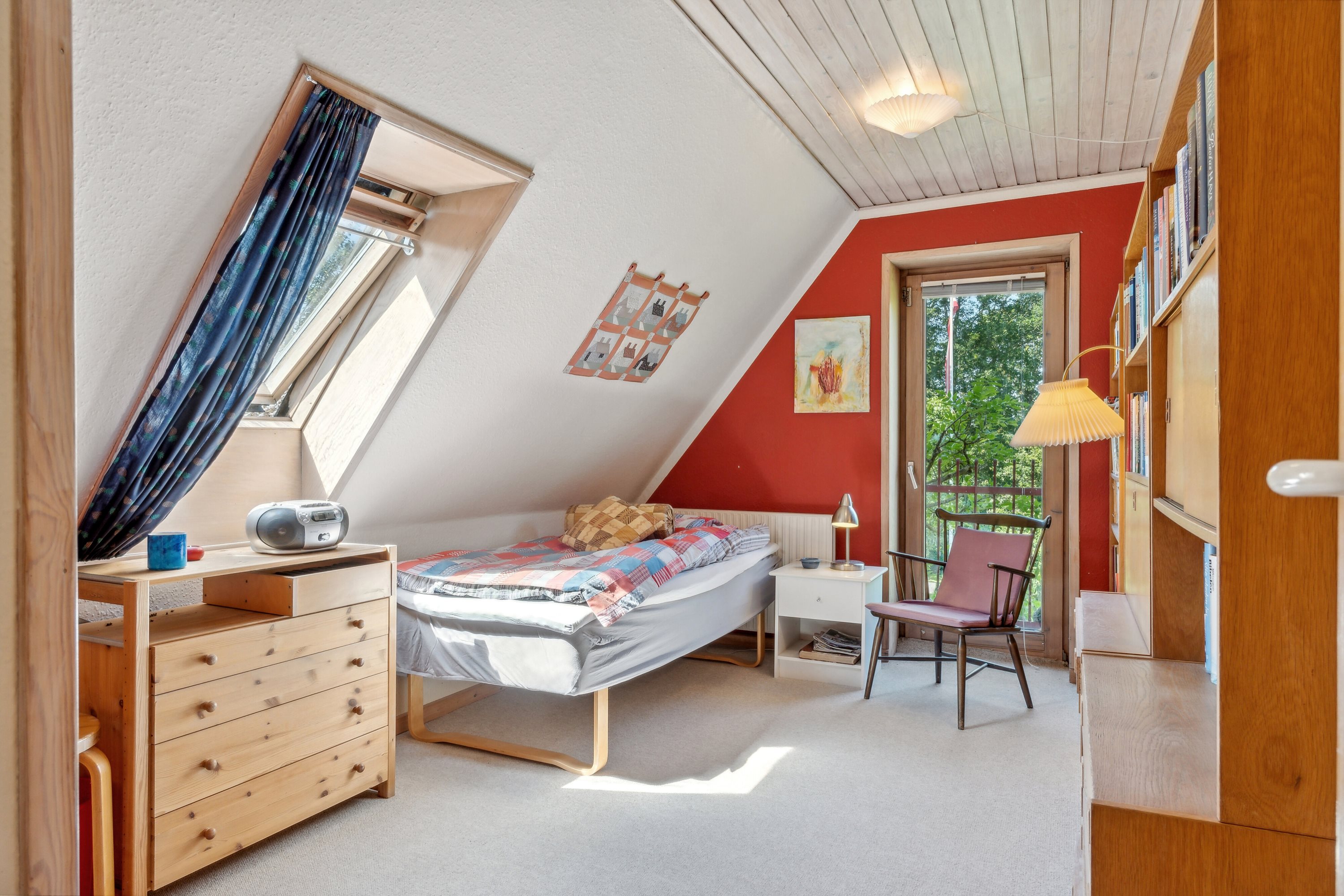 Fremhævet soveværelse billede i fuldskærmstilstand. Billede af Elverodvej 41, 5462 Morud