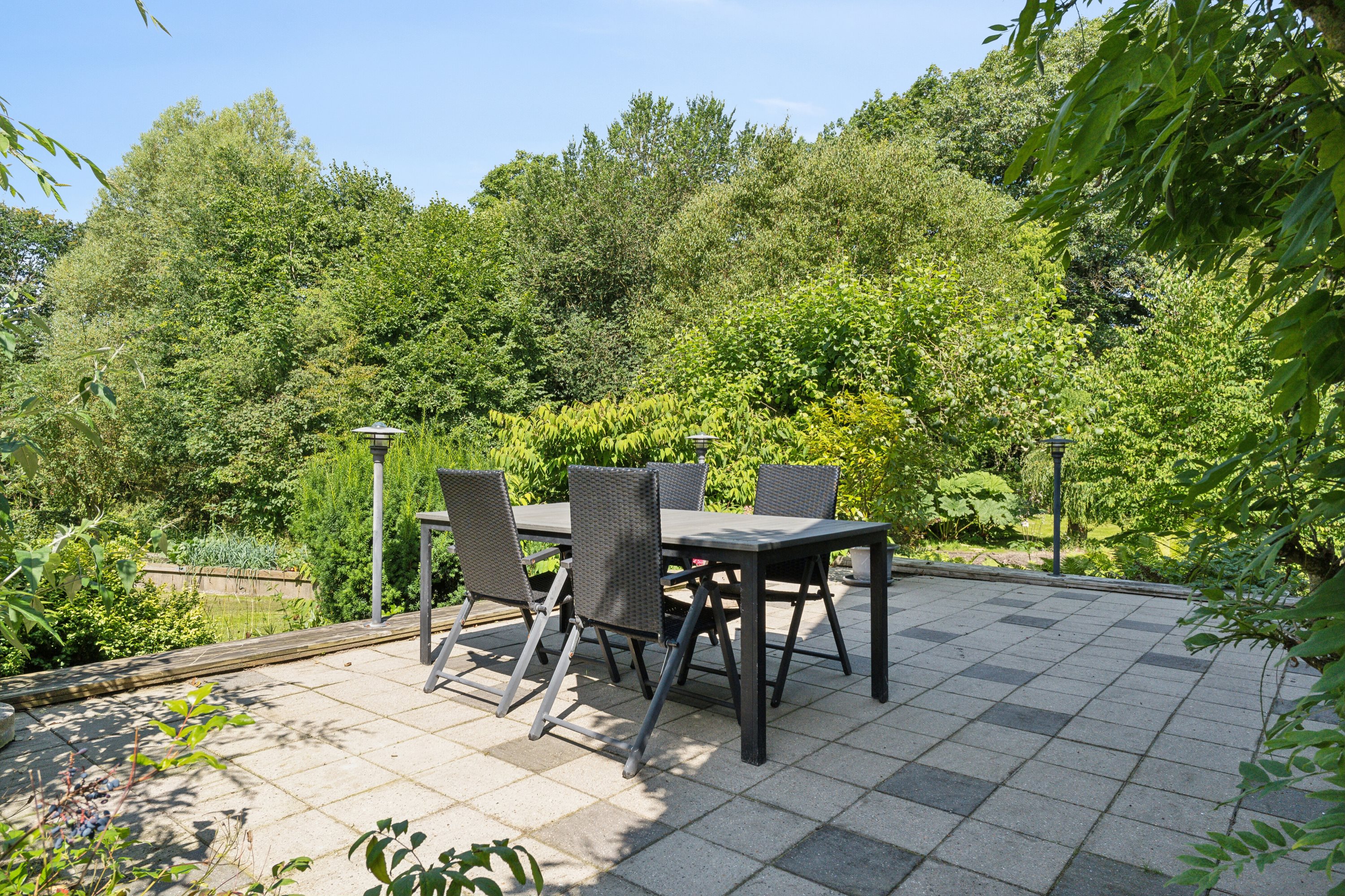 Fremhævet udendørs billede i fuldskærmstilstand. Billede af Elverodvej 41, 5462 Morud