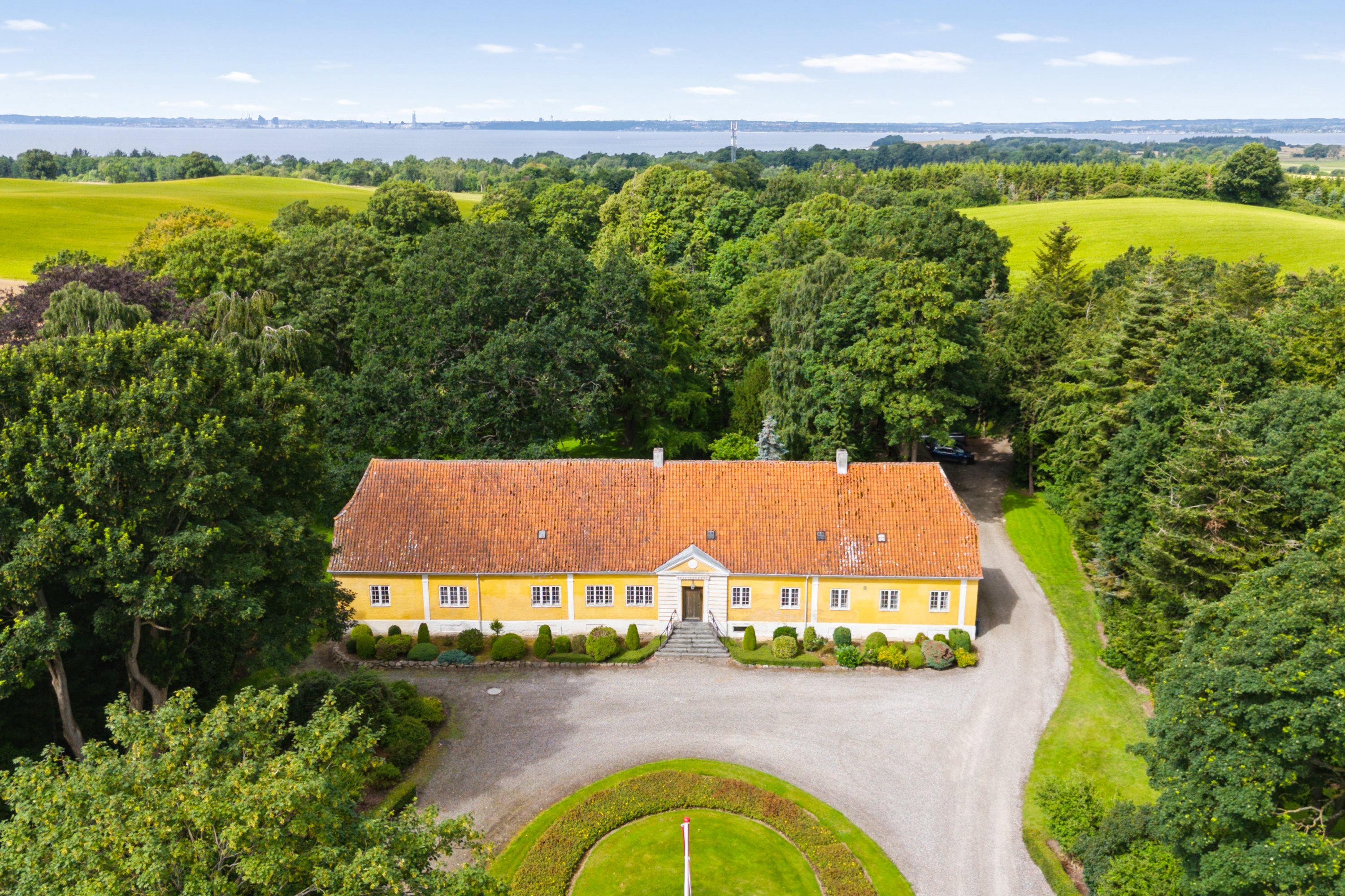 Miniaturebillede 2: . Billede af Quelstrupvej 1, 8420 Knebel