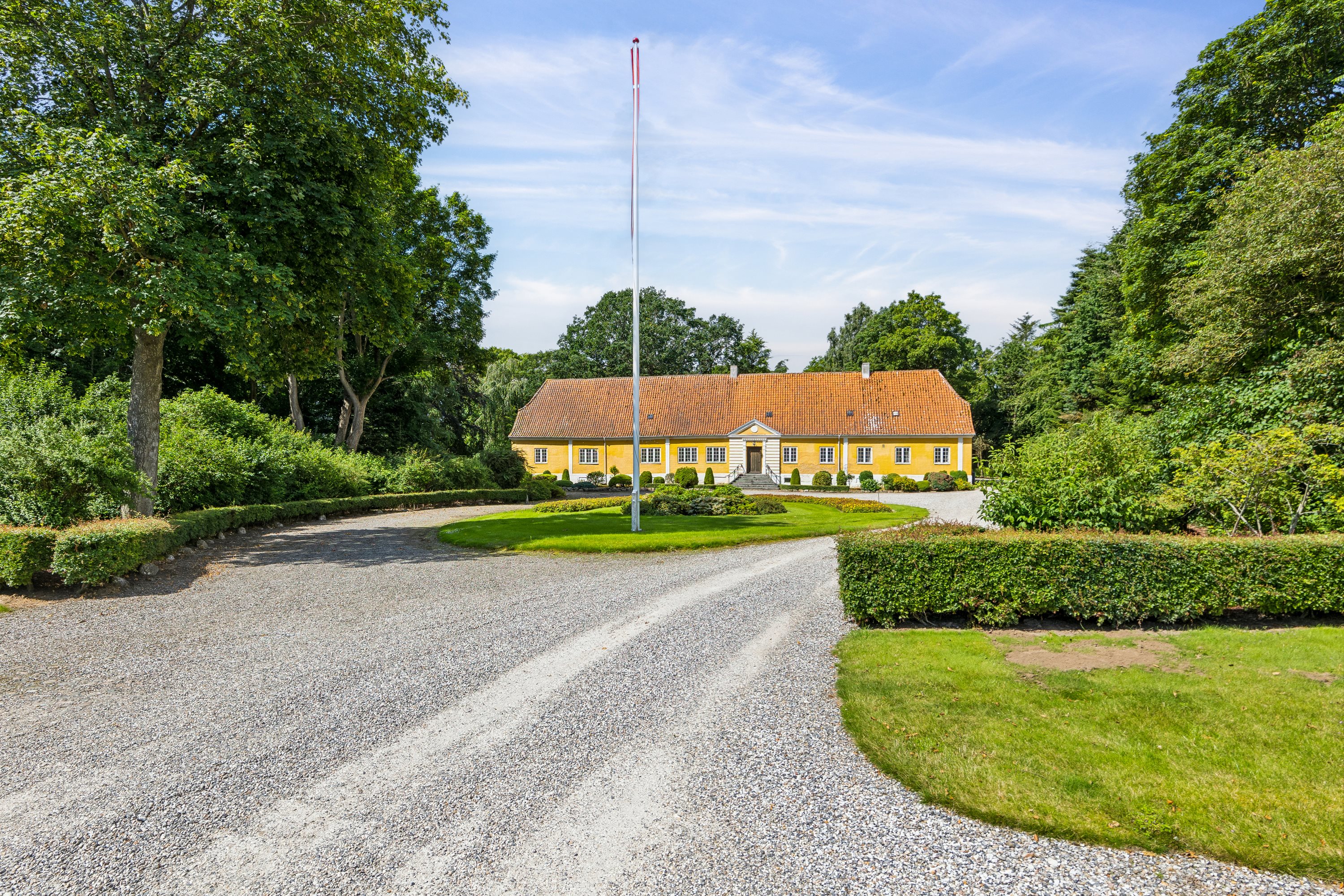 Fremhævet  billede i fuldskærmstilstand. Billede af Quelstrupvej 1, 8420 Knebel