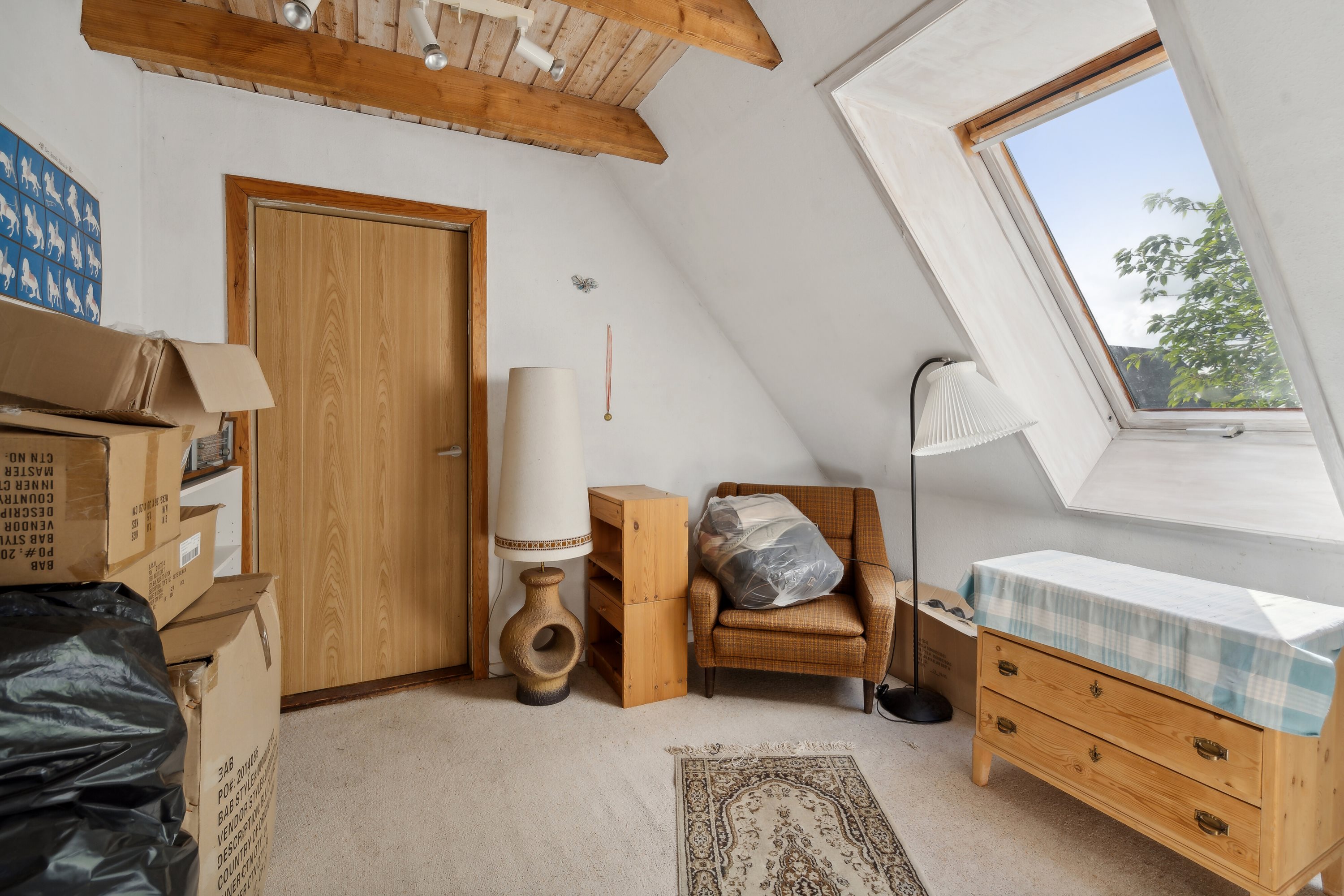 Fremhævet værelse 1. sal billede i fuldskærmstilstand. Billede af Fuglekildevej 83A, Verninge, 5690 Tommerup