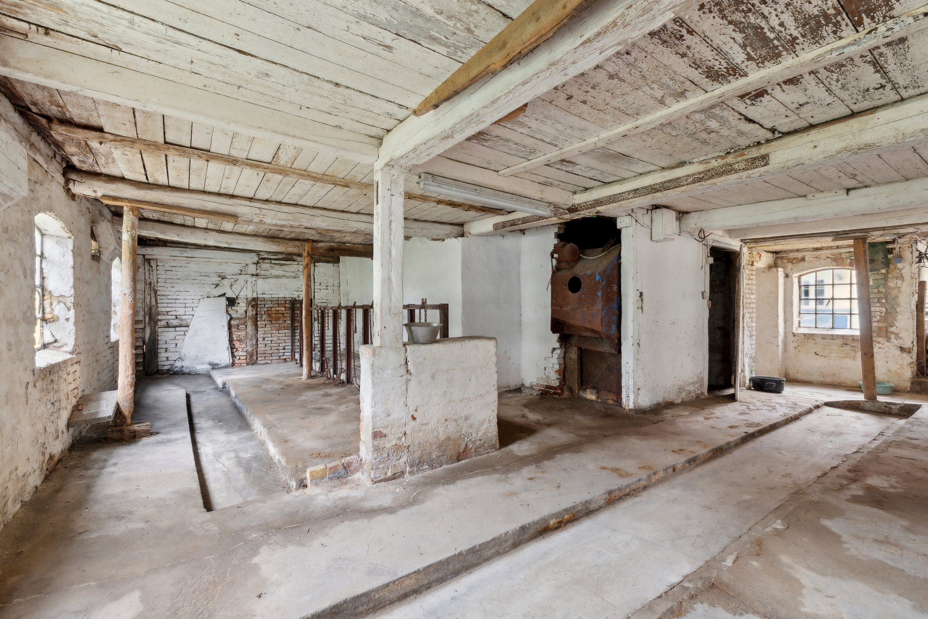 Fremhævet tidl. stald i opr. bygning billede i fuldskærmstilstand. Billede af Svendborgvej 284, og 270A, Åstrup, 5600 Faaborg