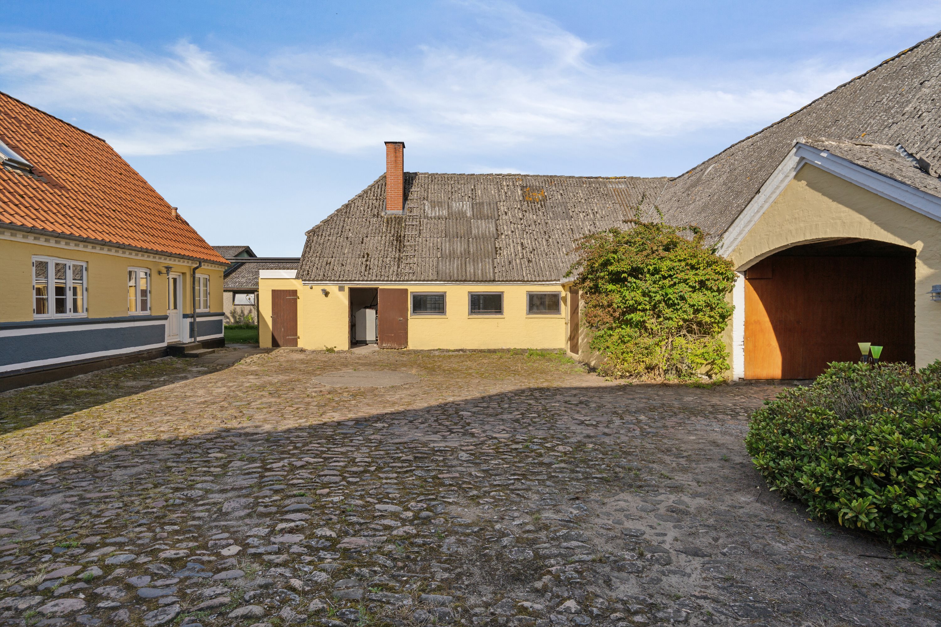 Fremhævet portlænge billede i fuldskærmstilstand. Billede af Svendborgvej 284, og 270A, Åstrup, 5600 Faaborg