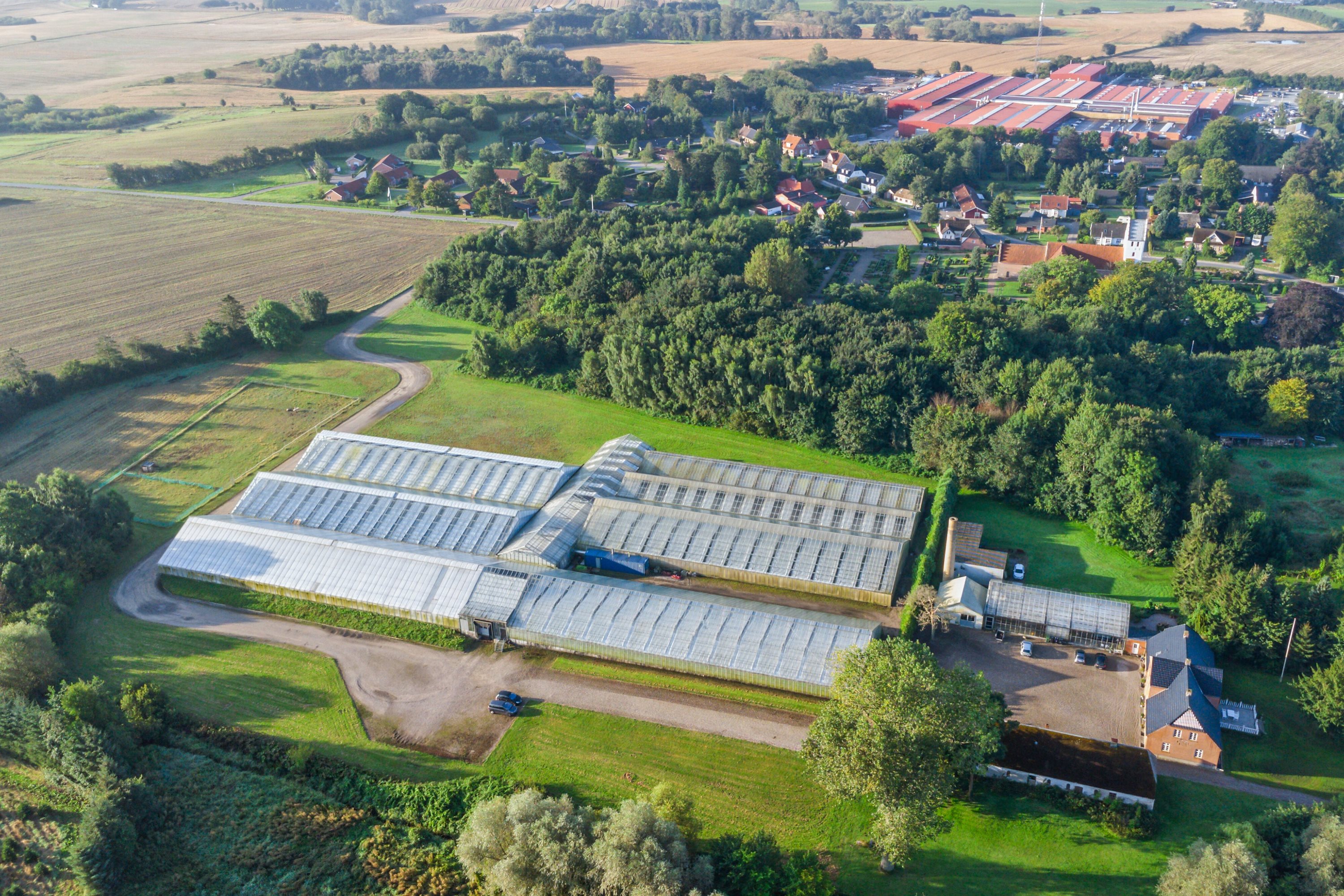 Fremhævet luftfoto billede i fuldskærmstilstand. Billede af Maderupvej 12, Labølle, 5471 Søndersø
