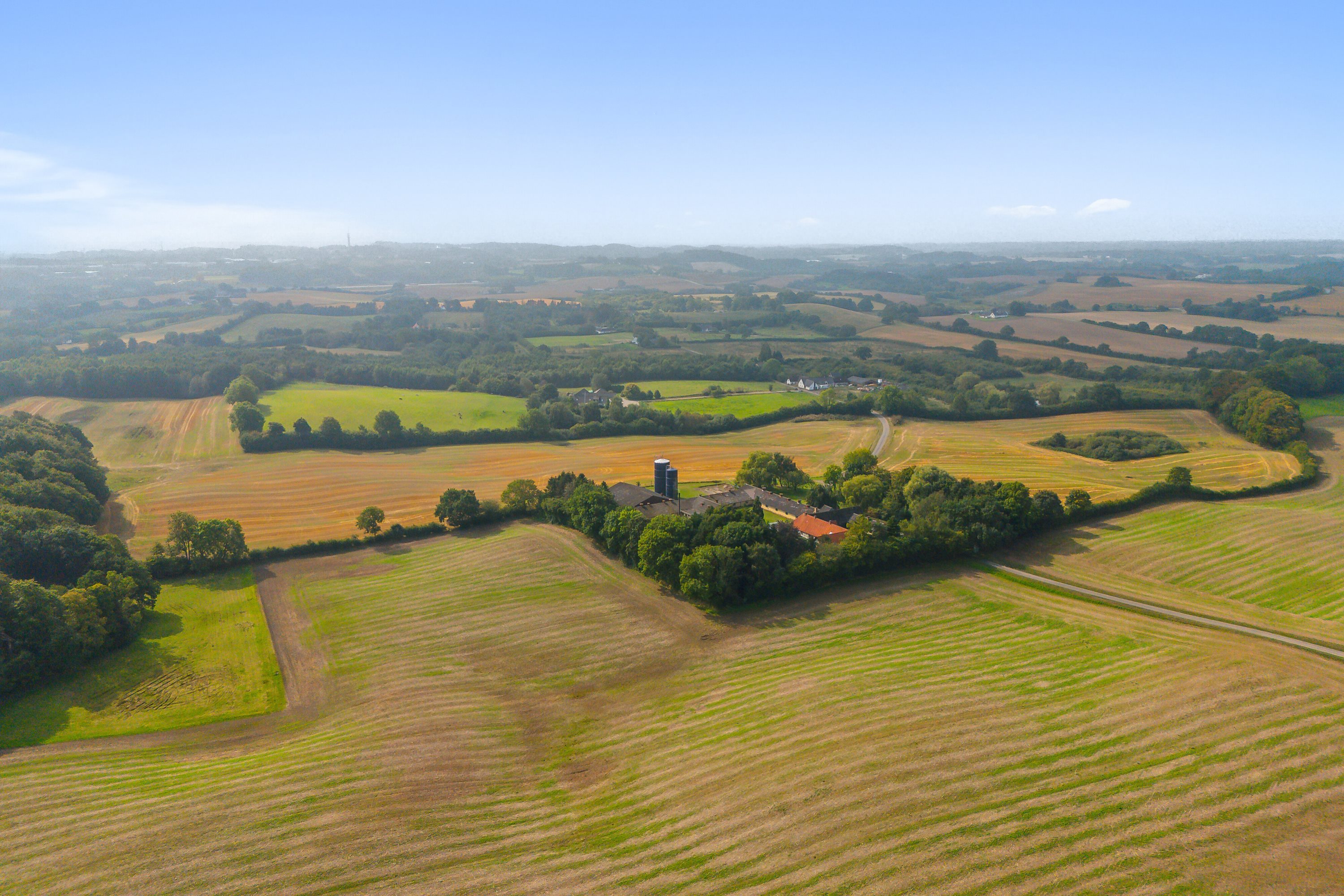Fremhævet luftfoto billede i fuldskærmstilstand. Billede af Himmelstrupvej 27, Himmelstrup, 5462 Morud