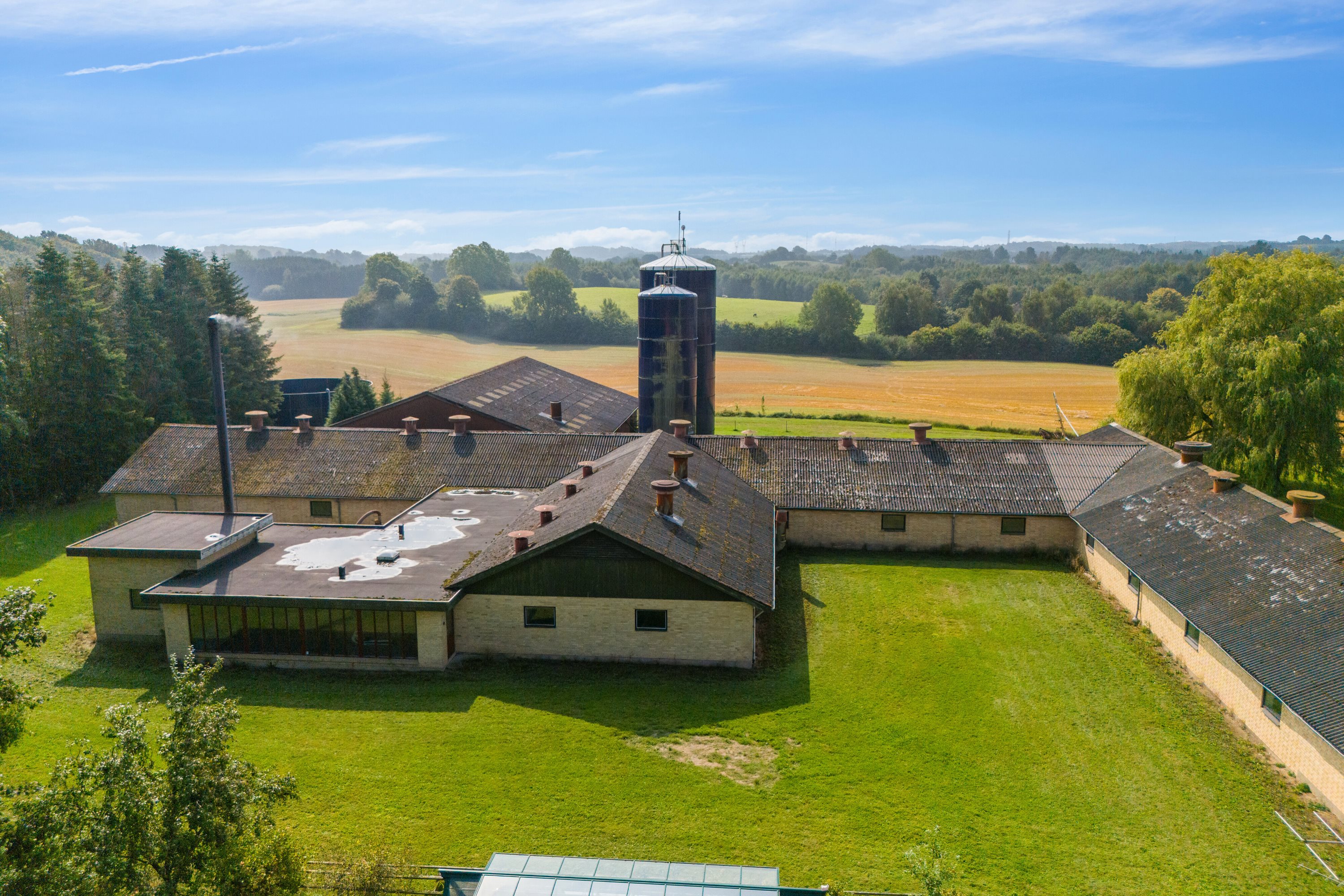 Fremhævet set fra haven billede i fuldskærmstilstand. Billede af Himmelstrupvej 27, Himmelstrup, 5462 Morud