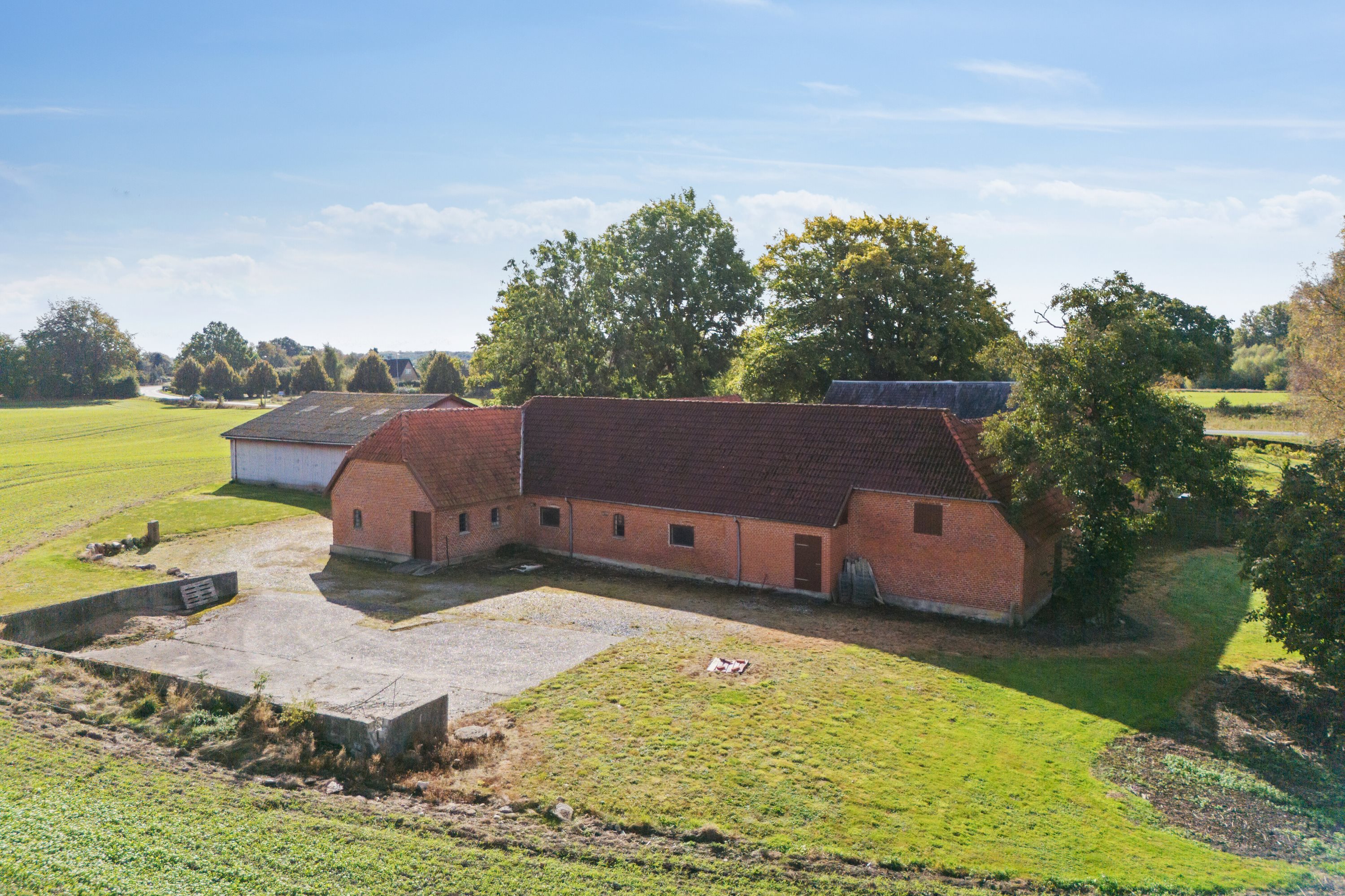 Fremhævet udendørs billede i fuldskærmstilstand. Billede af Rugårdsvej 615, Trøstrup, 5210 Odense NV