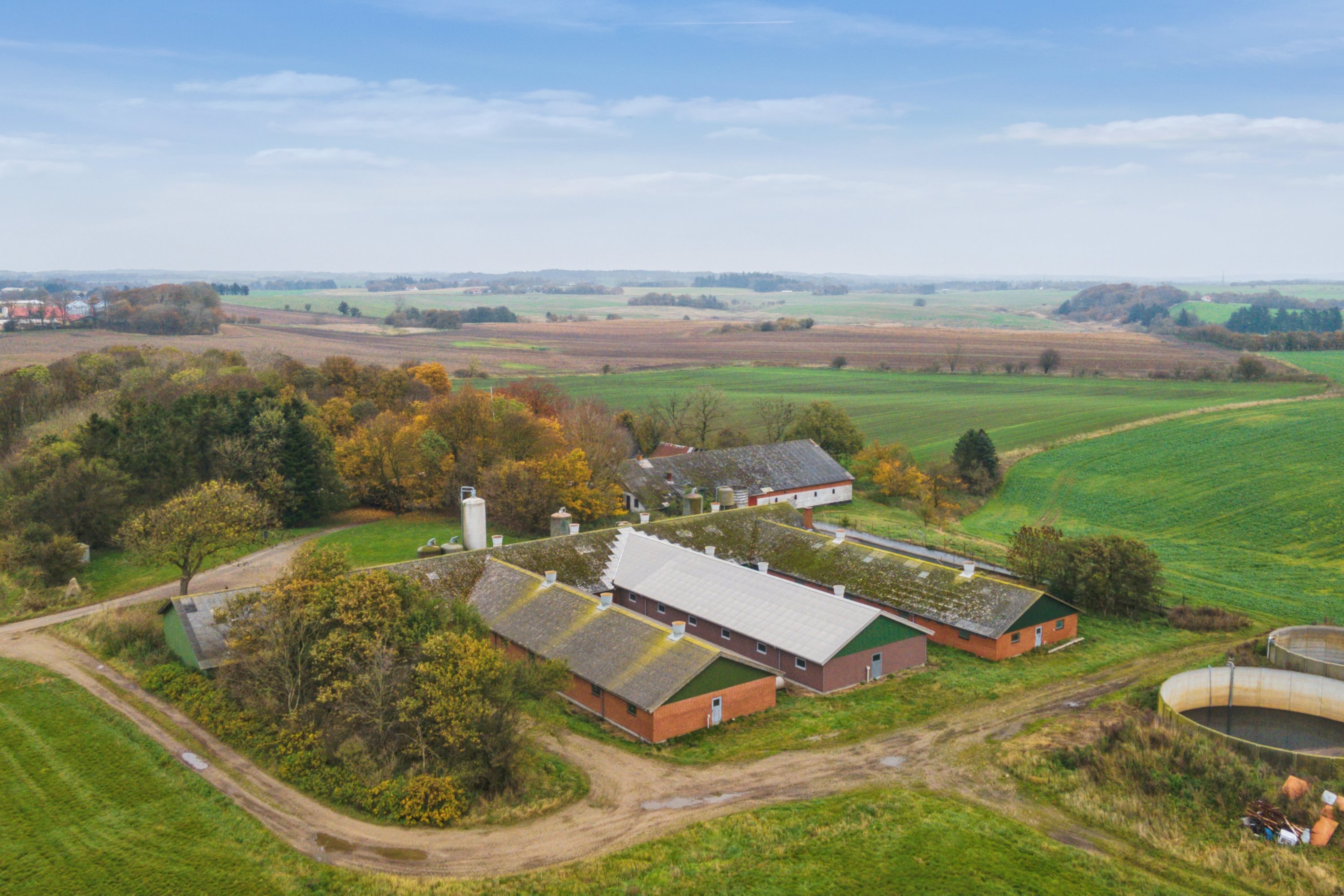 Fremhævet  billede i fuldskærmstilstand. Billede af Hjørringvej 285, 9750 Østervrå