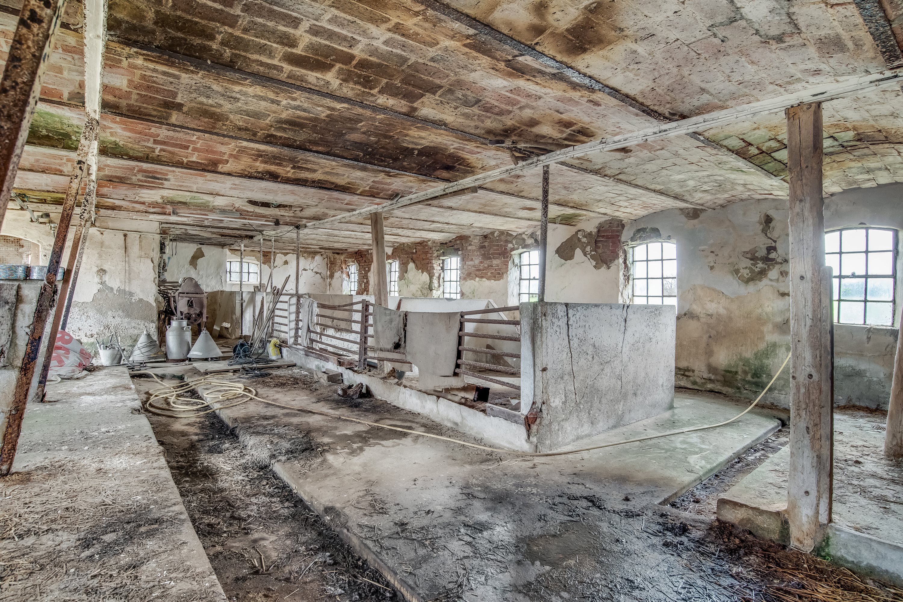 Fremhævet stald billede i fuldskærmstilstand. Billede af del af Lægårdvej 109, 7500 Holstebro