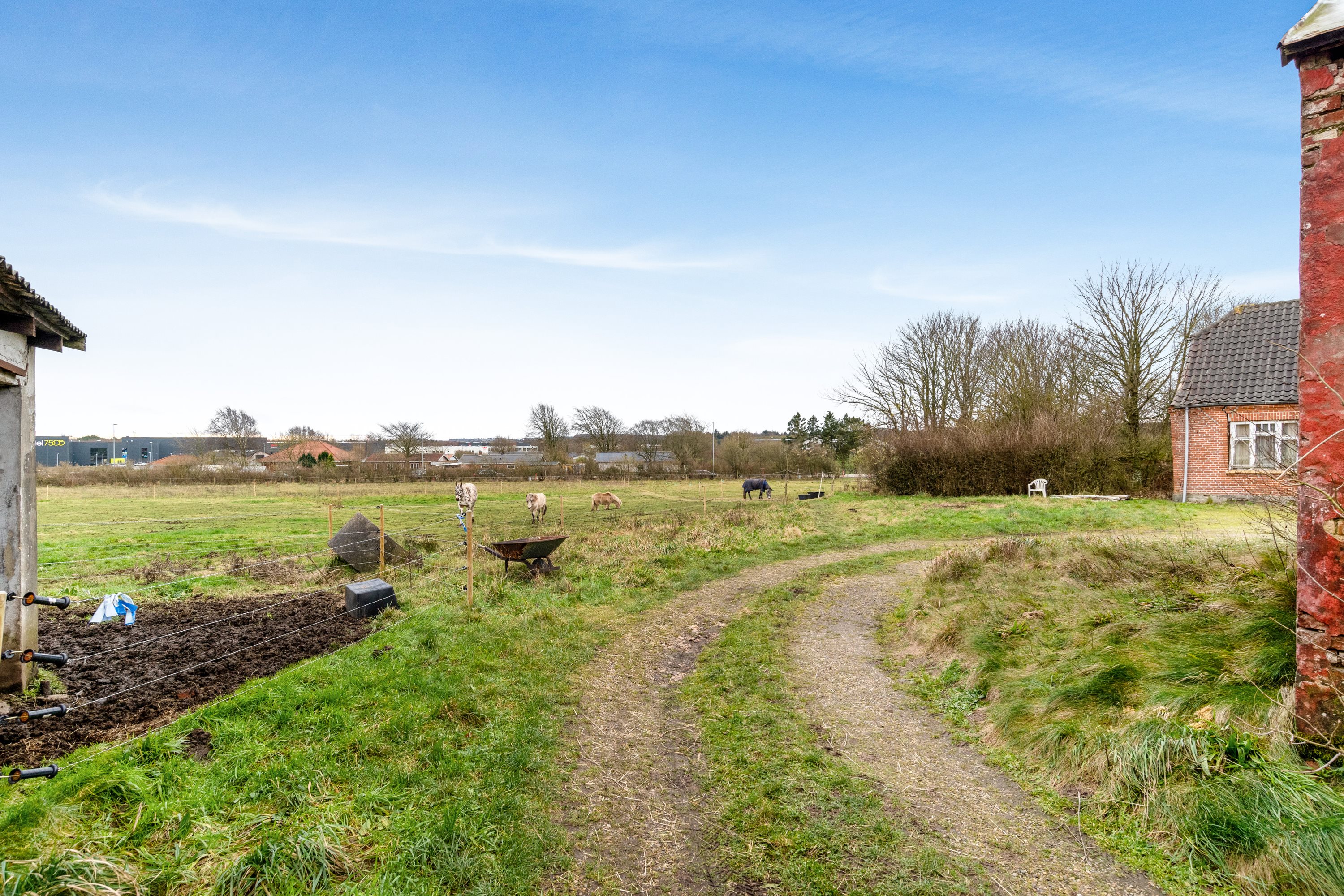 Fremhævet jordtilliggende billede i fuldskærmstilstand. Billede af del af Lægårdvej 109, 7500 Holstebro
