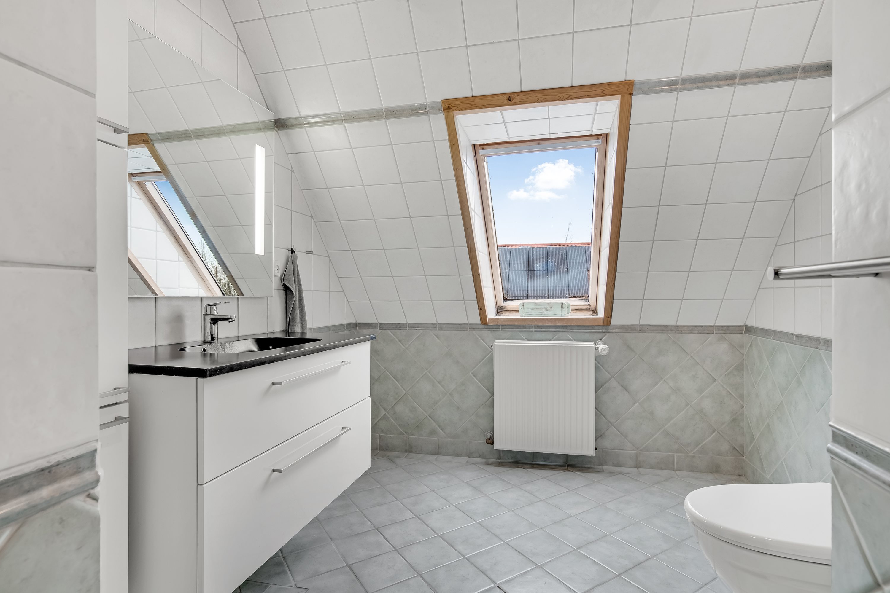 Fremhævet badeværelse billede i fuldskærmstilstand. Billede af Skovlundvej 16, Svenstrup, 7830 Vinderup