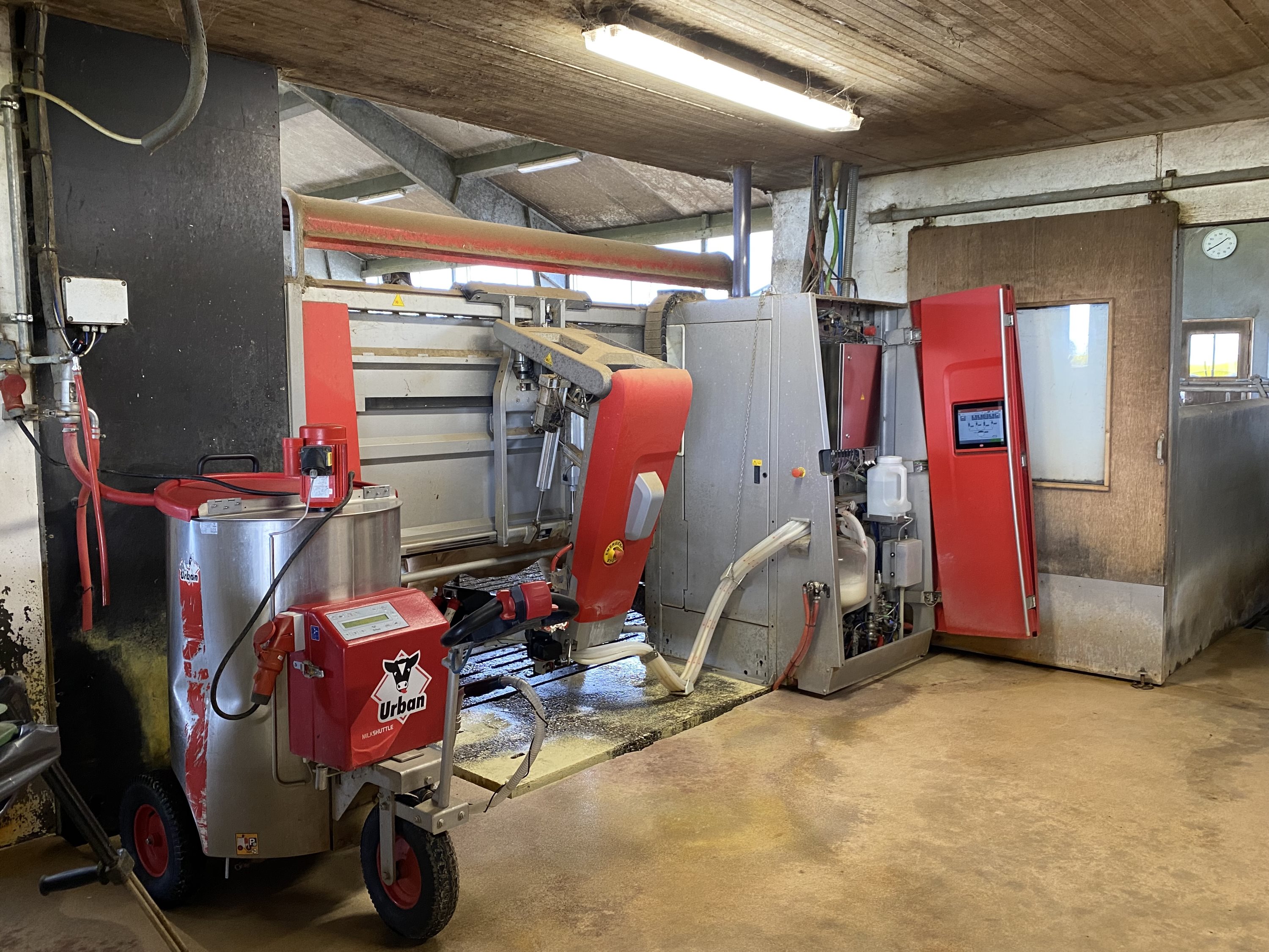 Fremhævet malkerobot billede i fuldskærmstilstand. Billede af Dorthealundsvej 3, Dorthealund, 5683 Haarby