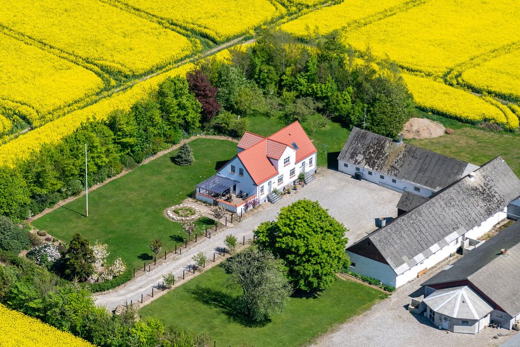 Fremhævet  billede i fuldskærmstilstand. Billede af Skovendevej 5, 9750 Østervrå