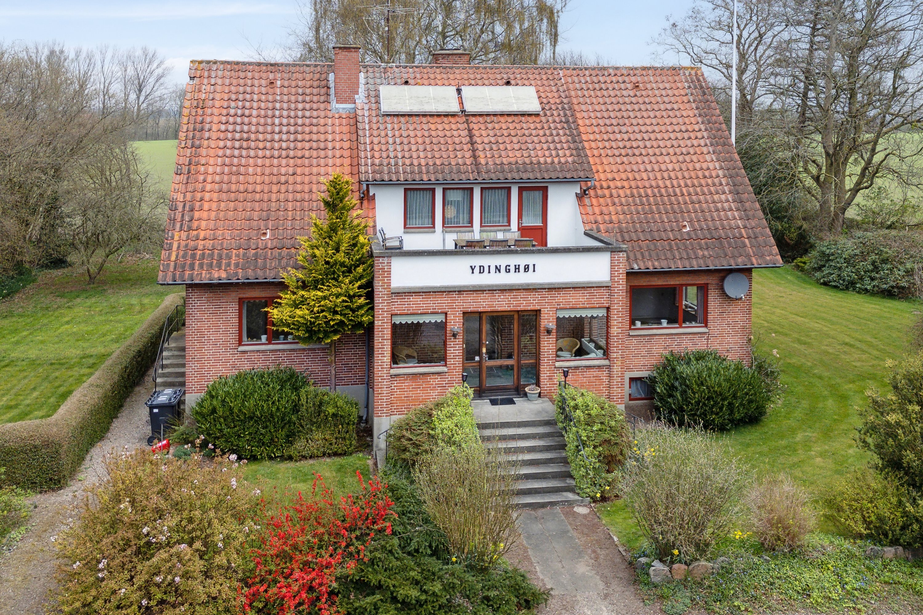 Fremhævet set fra vejen billede i fuldskærmstilstand. Billede af Revsørevej 37, Vormark, 5874 Hesselager