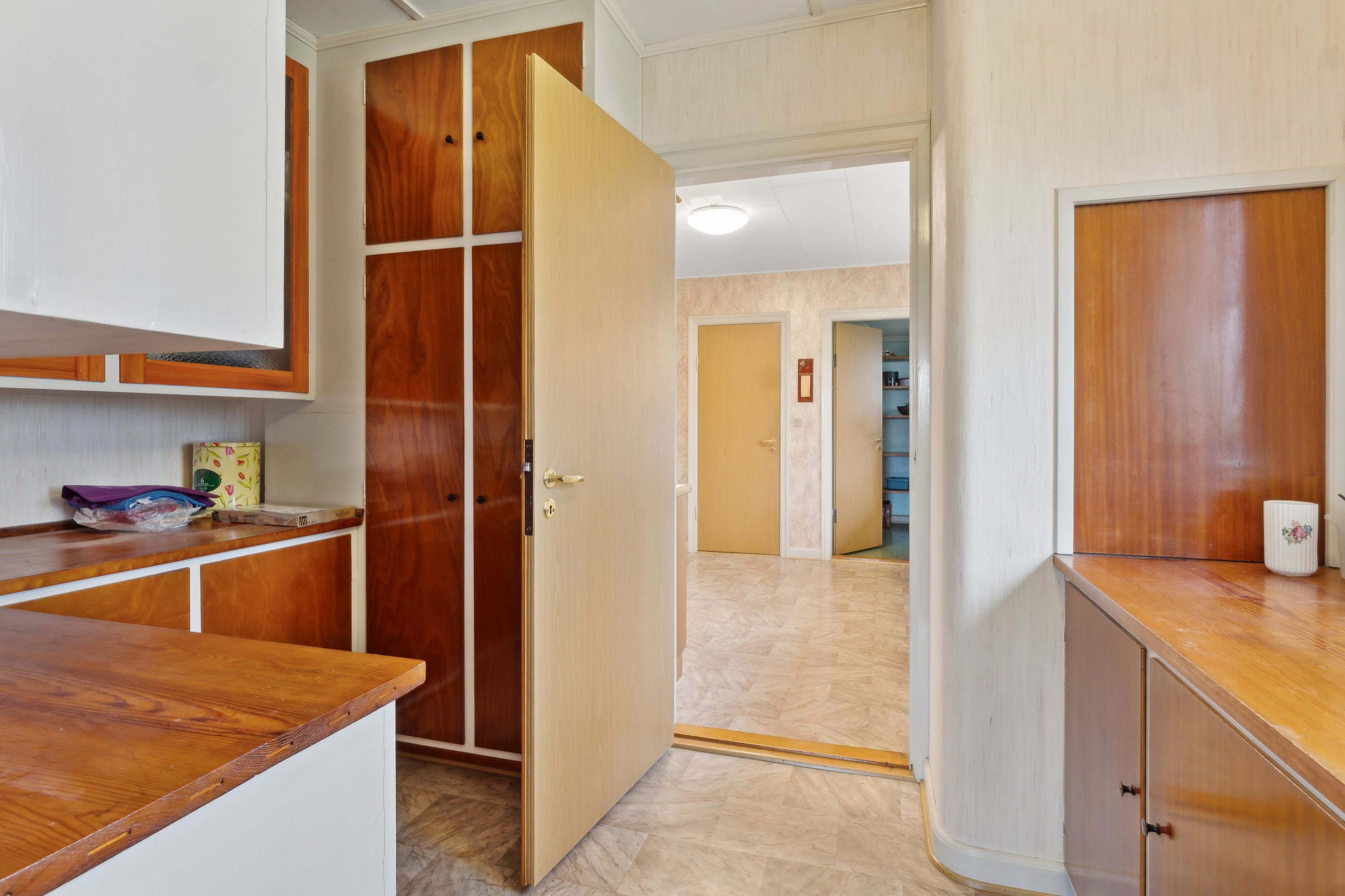 Fremhævet køkken billede i fuldskærmstilstand. Billede af Revsørevej 37, Vormark, 5874 Hesselager