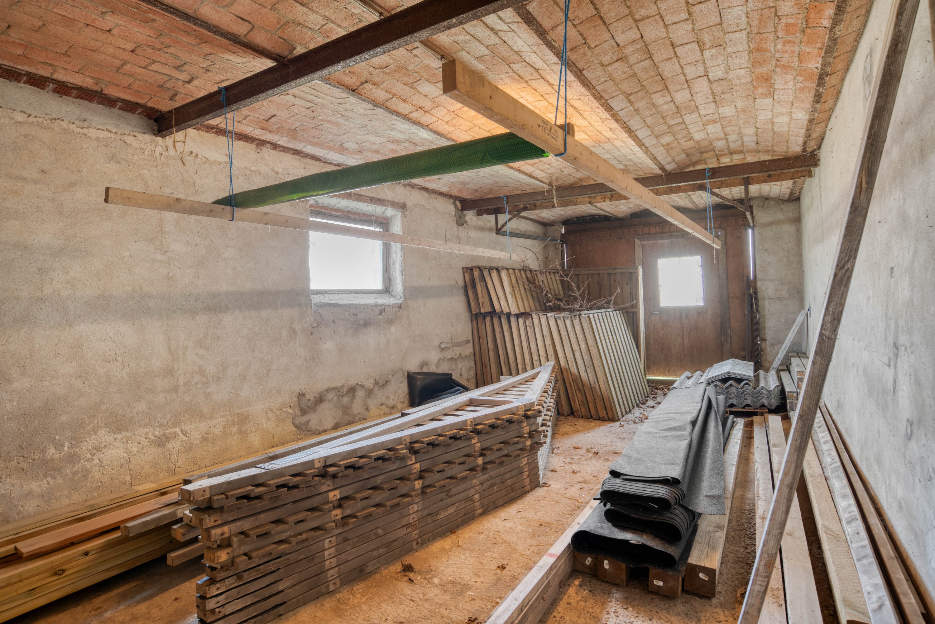 Fremhævet stald billede i fuldskærmstilstand. Billede af Røjkærvej 4, Vind, 7500 Holstebro