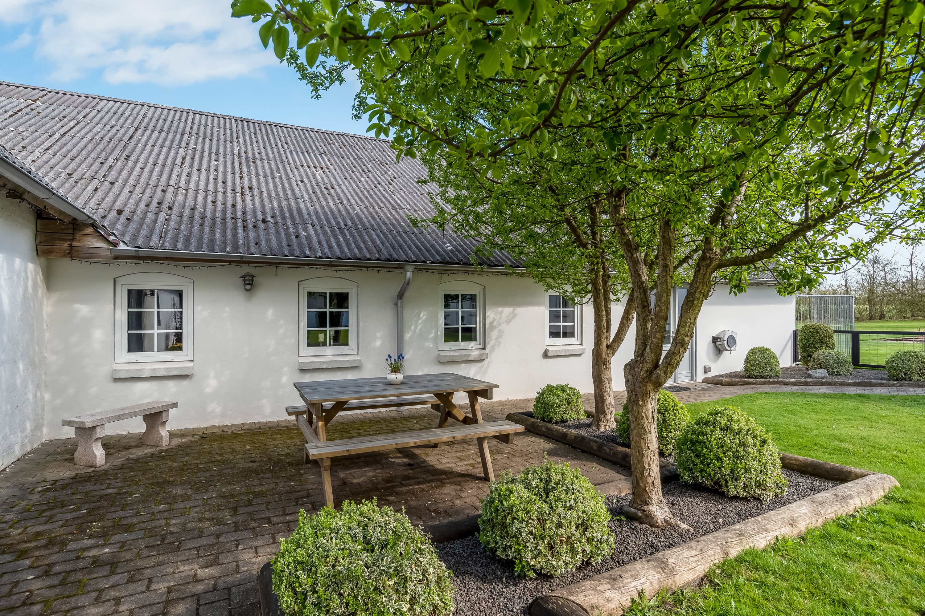 Landejendom: Gårdmiljø på Røjkærvej 4, Vind, 7500 Holstebro