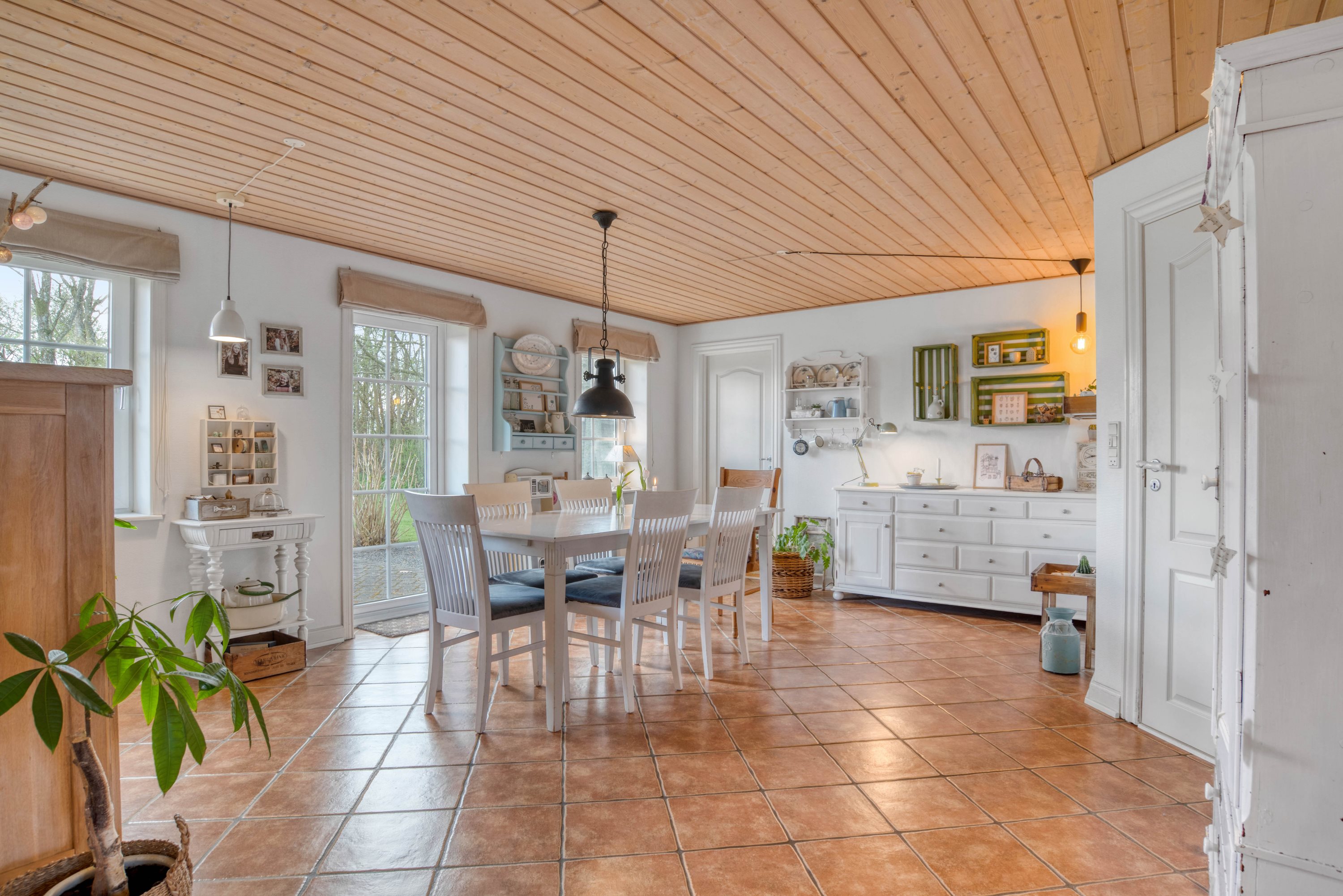 Fremhævet alrum billede i fuldskærmstilstand. Billede af Røjkærvej 4, Vind, 7500 Holstebro