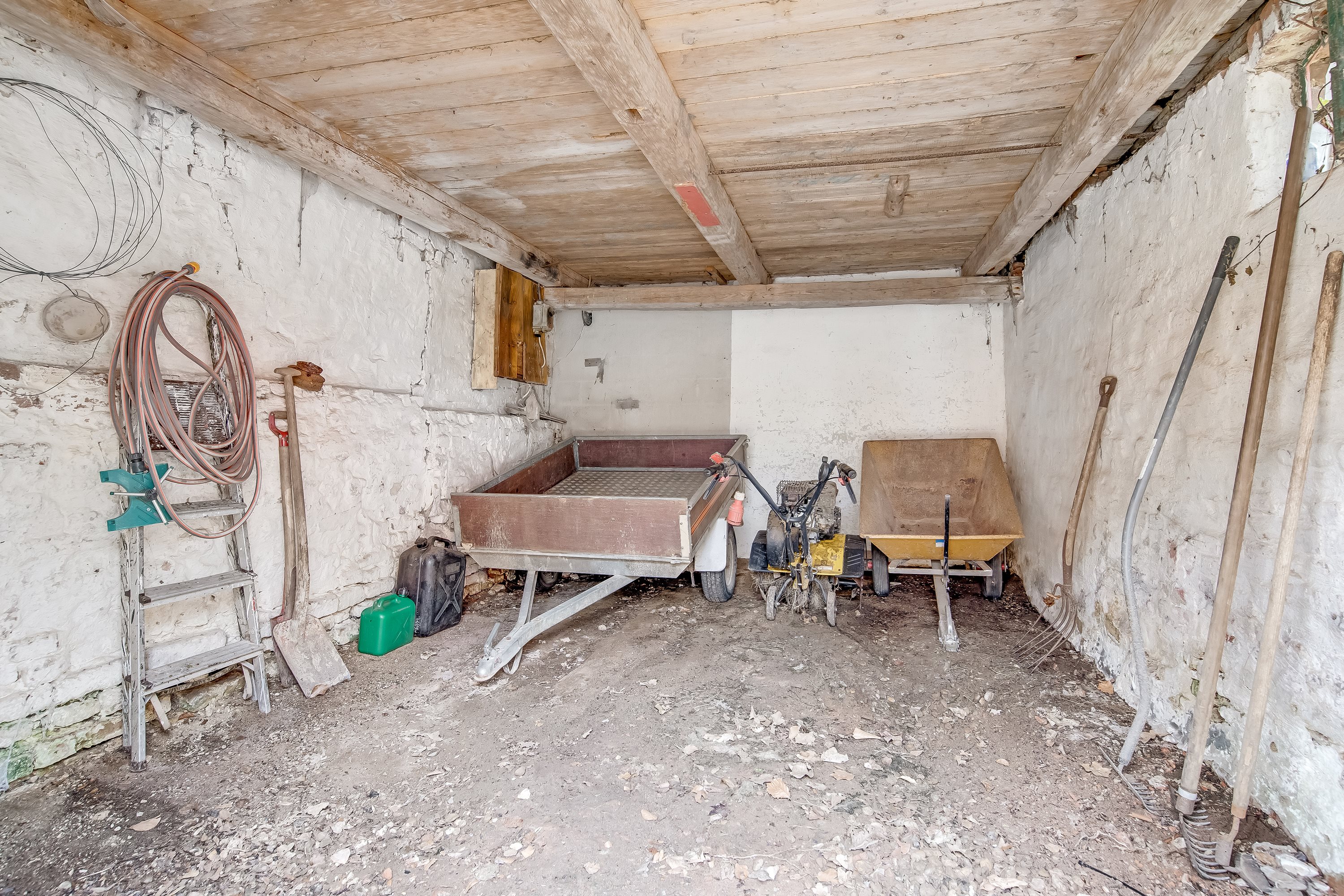 Fremhævet garage billede i fuldskærmstilstand. Billede af Skalmstrupvej 16, 7850 Stoholm Jyll