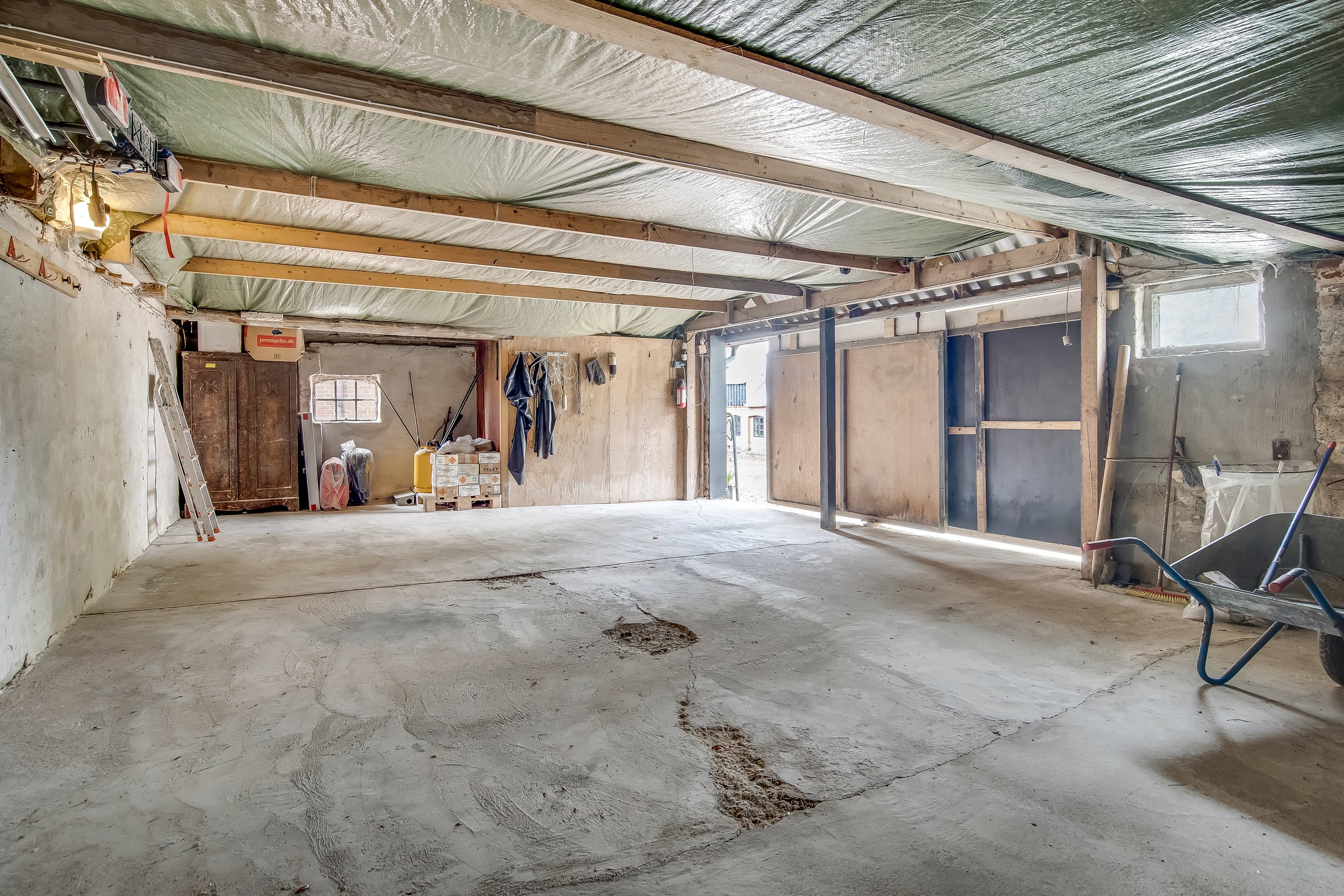 Fremhævet garage billede i fuldskærmstilstand. Billede af Skalmstrupvej 16, 7850 Stoholm Jyll