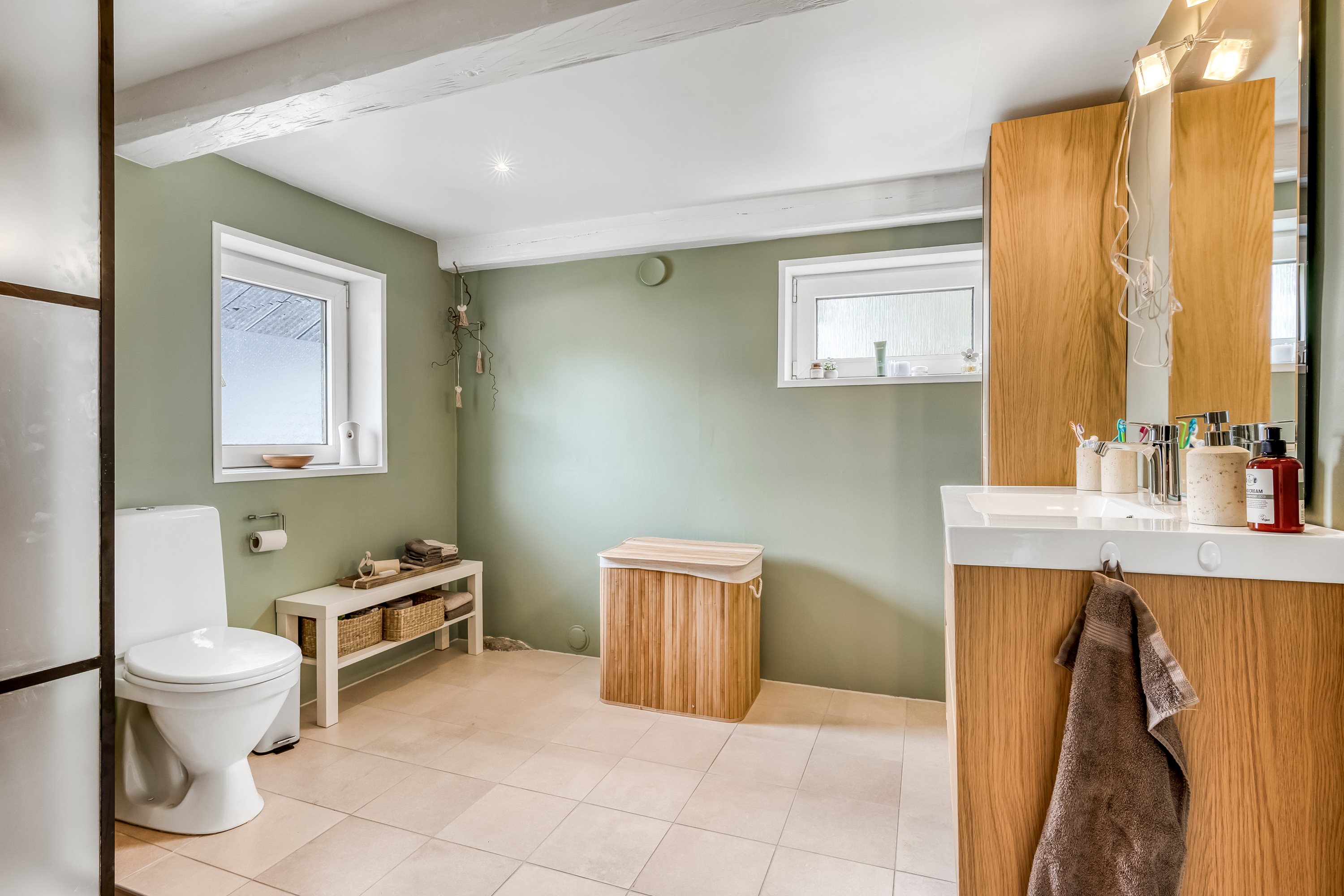 Fremhævet badeværelse billede i fuldskærmstilstand. Billede af Geddalvej 54, Geddal, 7830 Vinderup