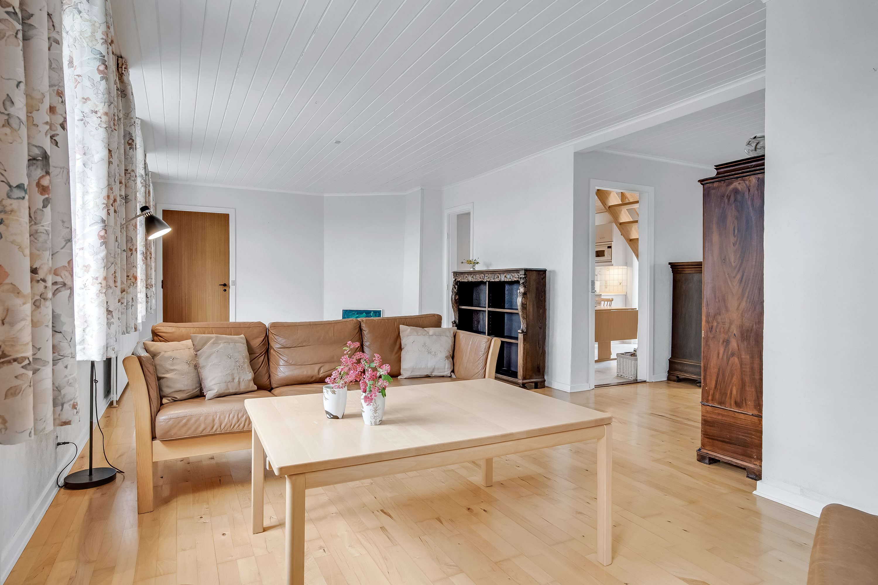 Fremhævet stue billede i fuldskærmstilstand. Billede af Skalmstrupvej 16, 7850 Stoholm Jyll