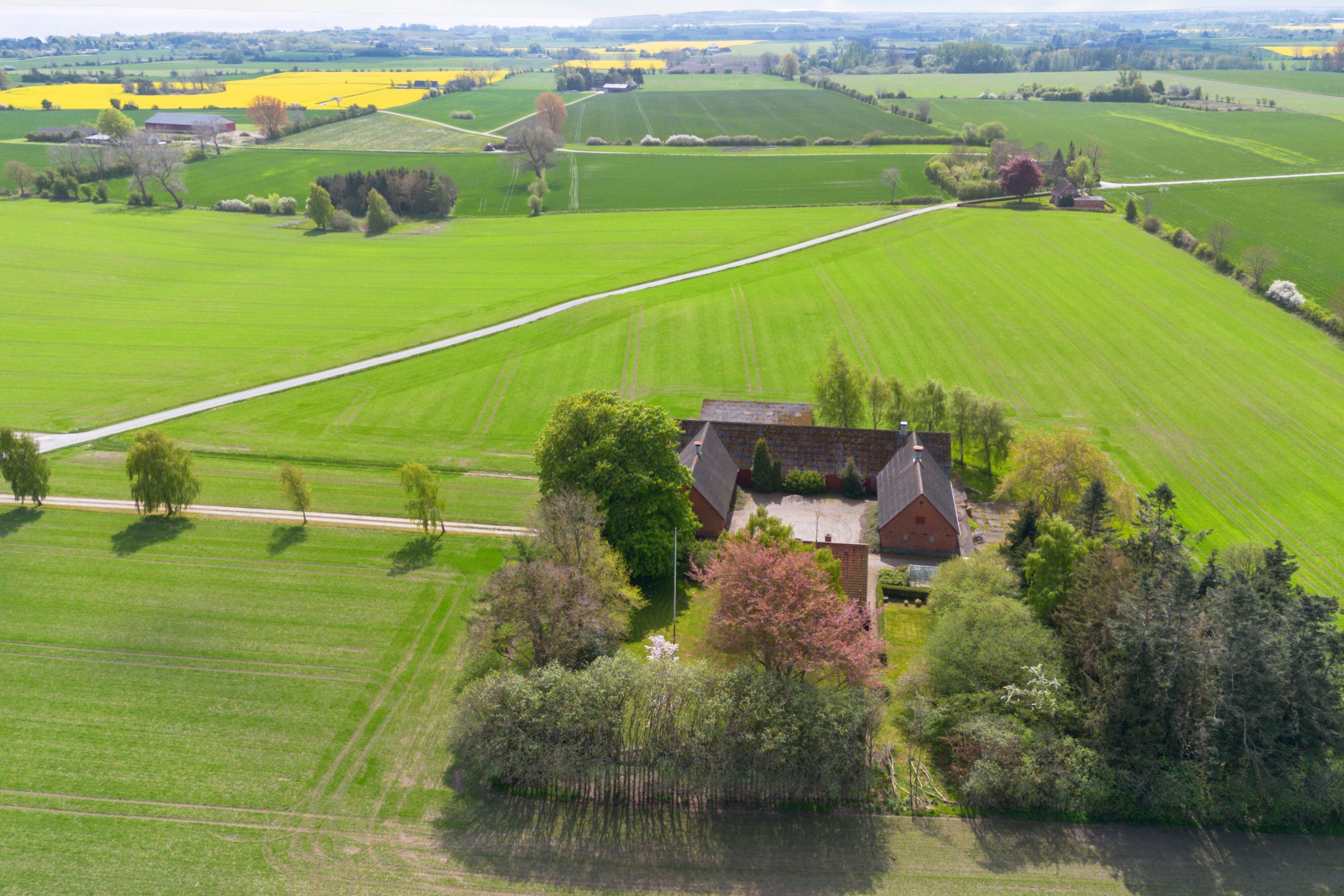 Fremhævet luftfoto billede i fuldskærmstilstand. Billede af Revsørevej 37, Vormark, 5874 Hesselager