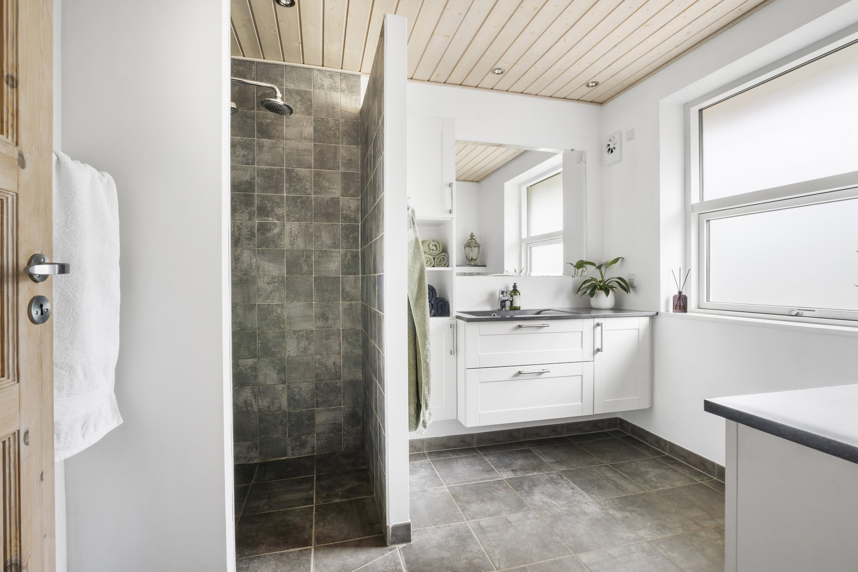 Fremhævet  billede i fuldskærmstilstand. Billede af Høvevej 49, 4540 Fårevejle