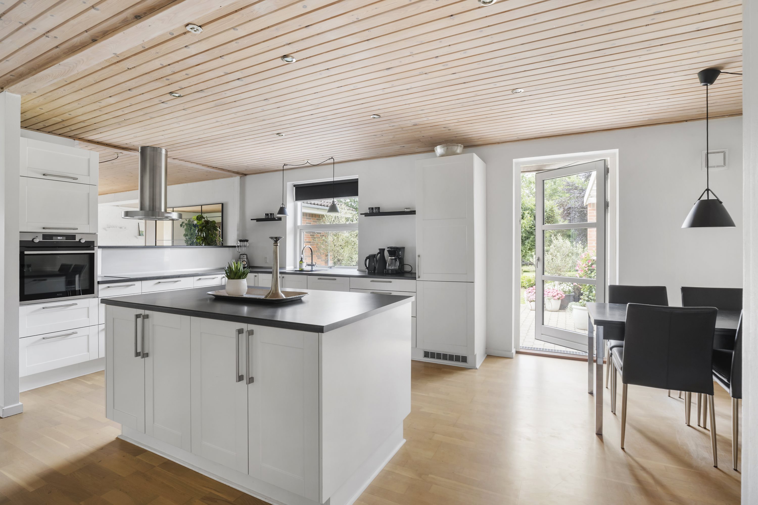 Fremhævet  billede i fuldskærmstilstand. Billede af Høvevej 49, 4540 Fårevejle