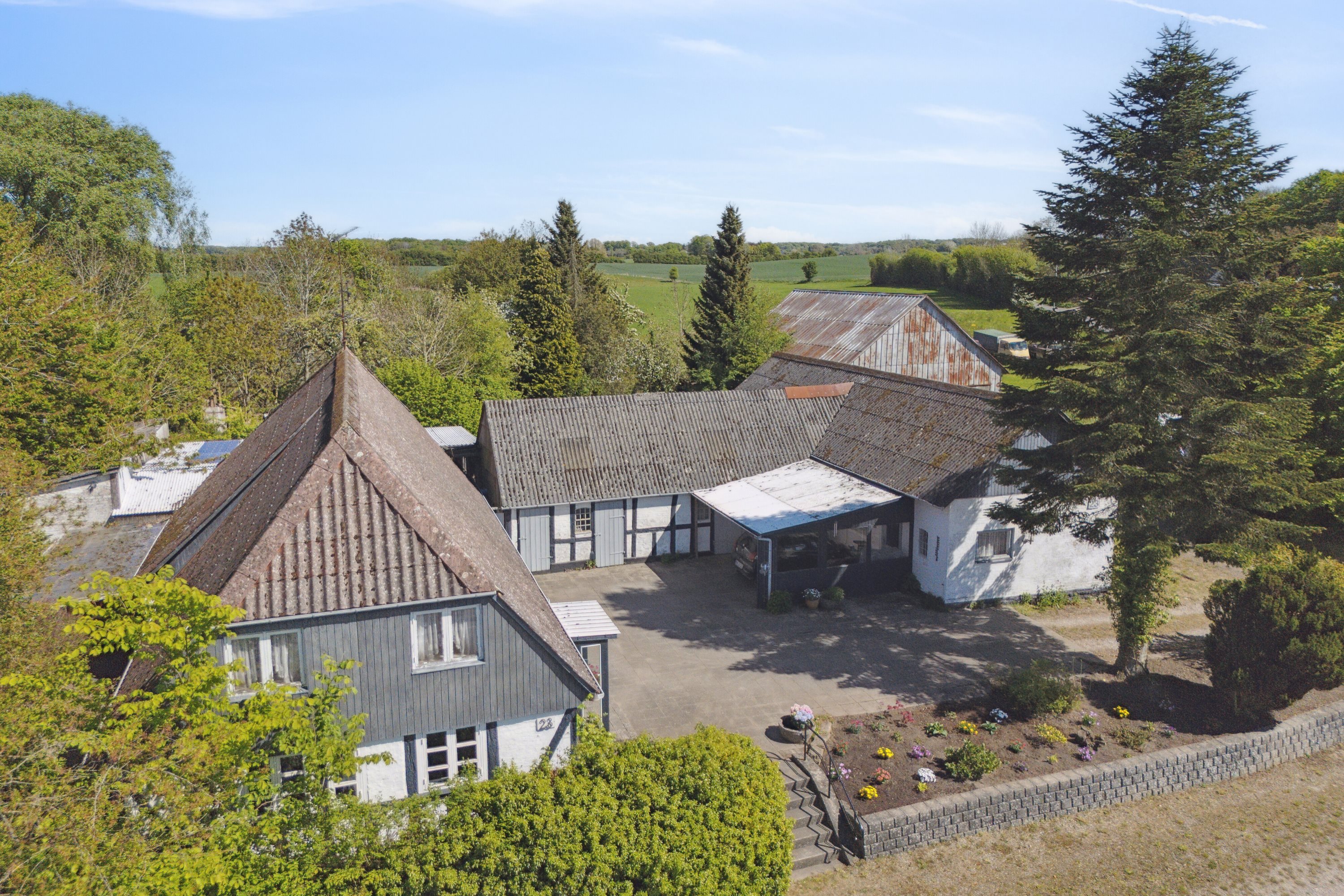 Fremhævet set fra ovenfra billede i fuldskærmstilstand. Billede af Fjellerupvej 23, Fjellerup, 5463 Harndrup