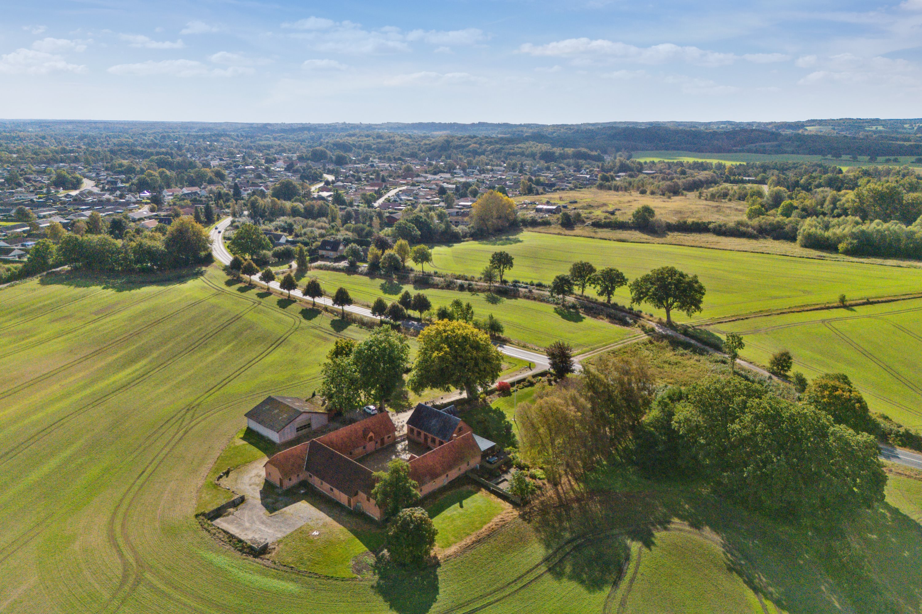 Landejendom: Luftfoto på Rugårdsvej 615, en del heraf, Trøstrup, 5210 Odense NV