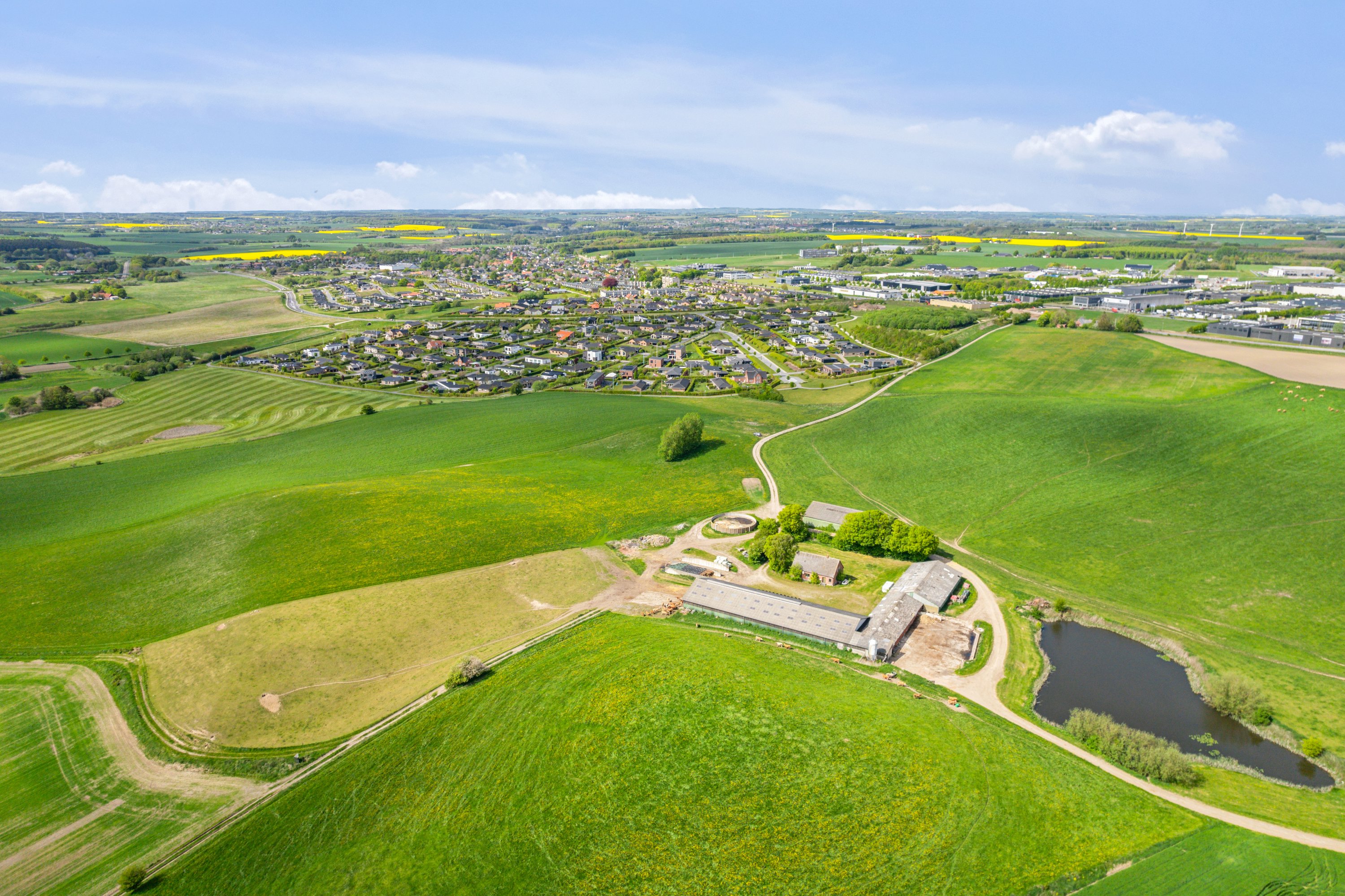 Fremhævet  billede i fuldskærmstilstand. Billede af Århusvej 70, Søften, 8382 Hinnerup