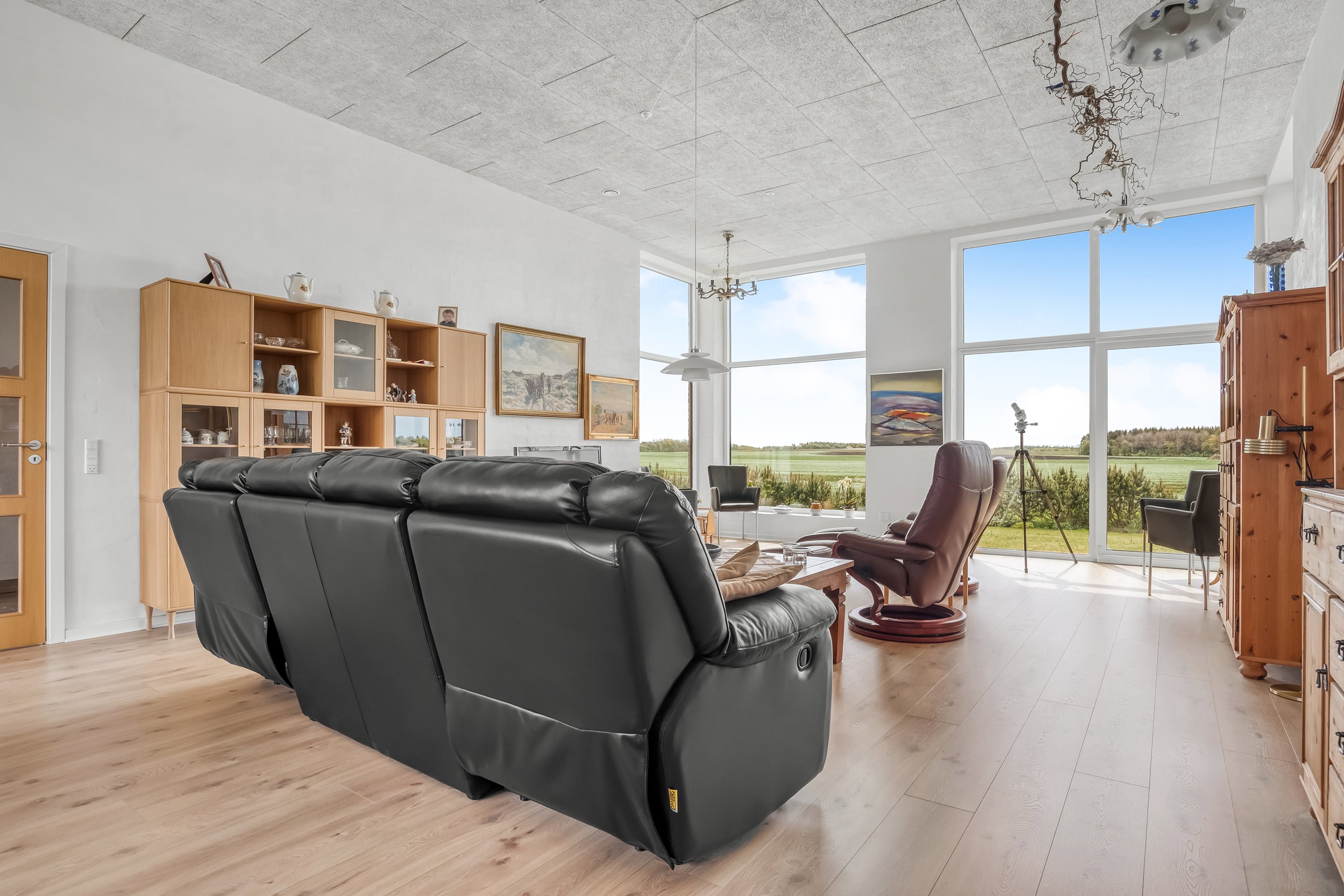 Fremhævet stue billede i fuldskærmstilstand. Billede af Sognstrupvej 21, Nr Felding, 7500 Holstebro