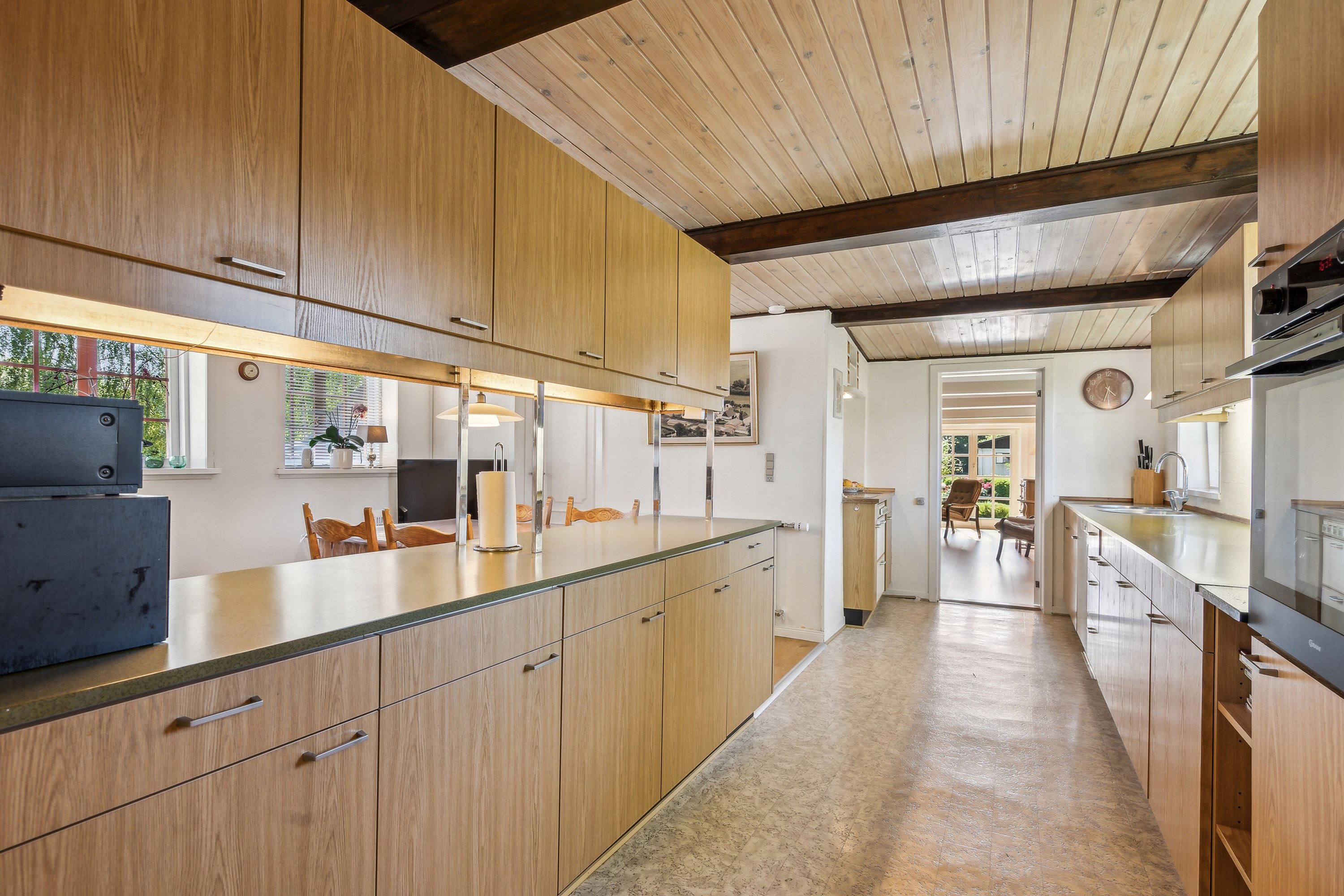 Fremhævet køkken billede i fuldskærmstilstand. Billede af Sølvbjergvej 2, Pejrup, 5600 Faaborg