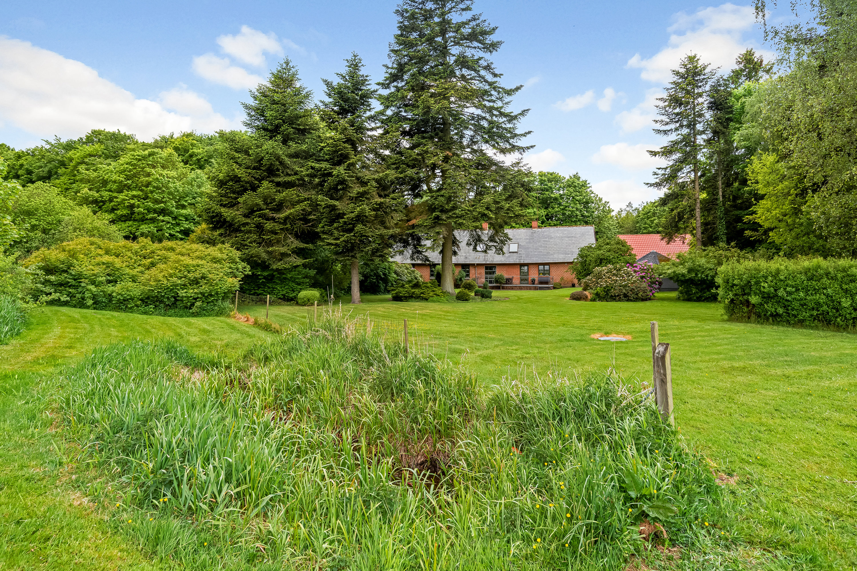 Fremhævet ejendommen billede i fuldskærmstilstand. Billede af Skalmstrupvej 16, 7850 Stoholm Jyll