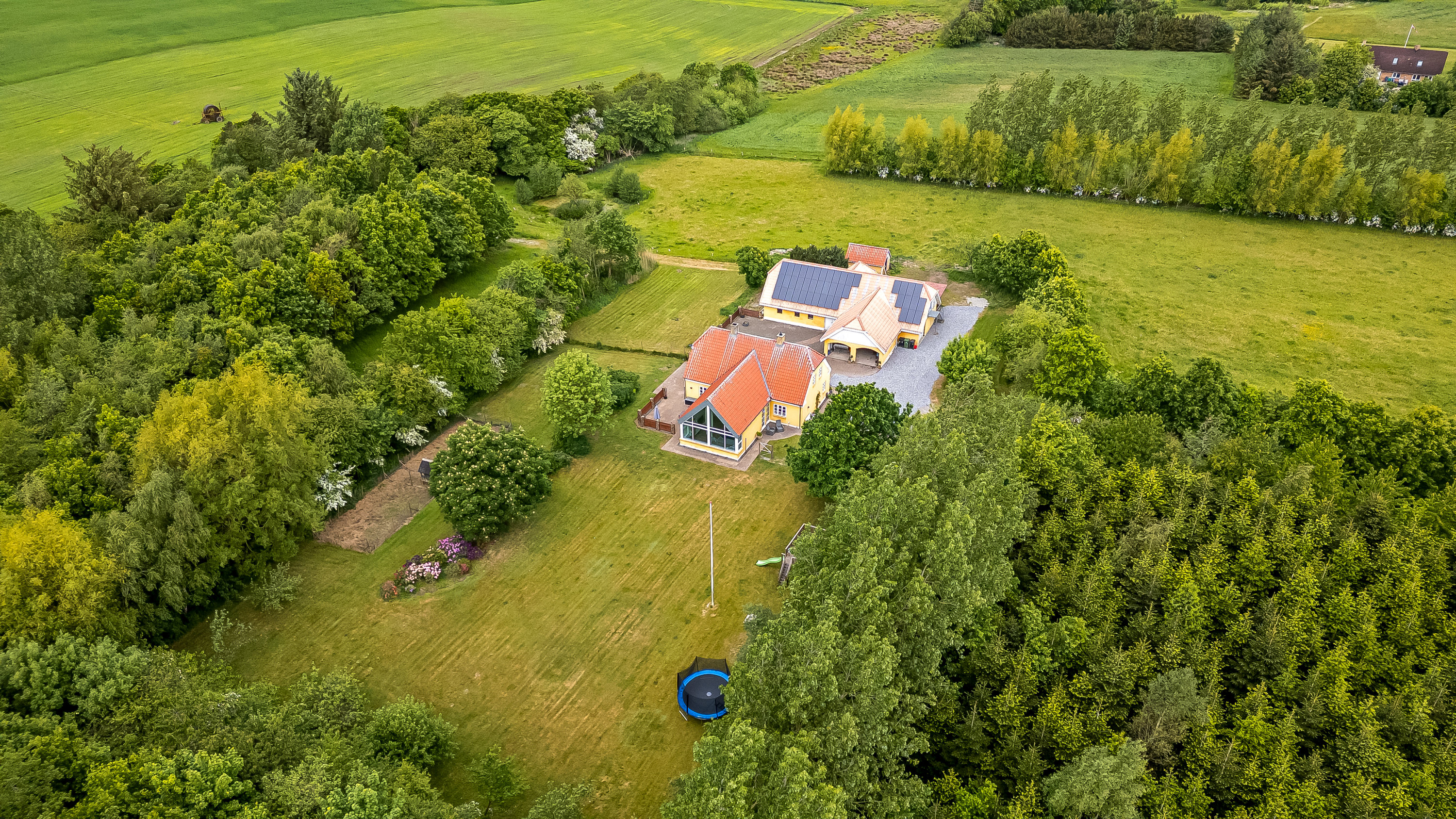 Miniaturebillede 1: luftfoto. Billede af Skovlundvej 16, Svenstrup, 7830 Vinderup