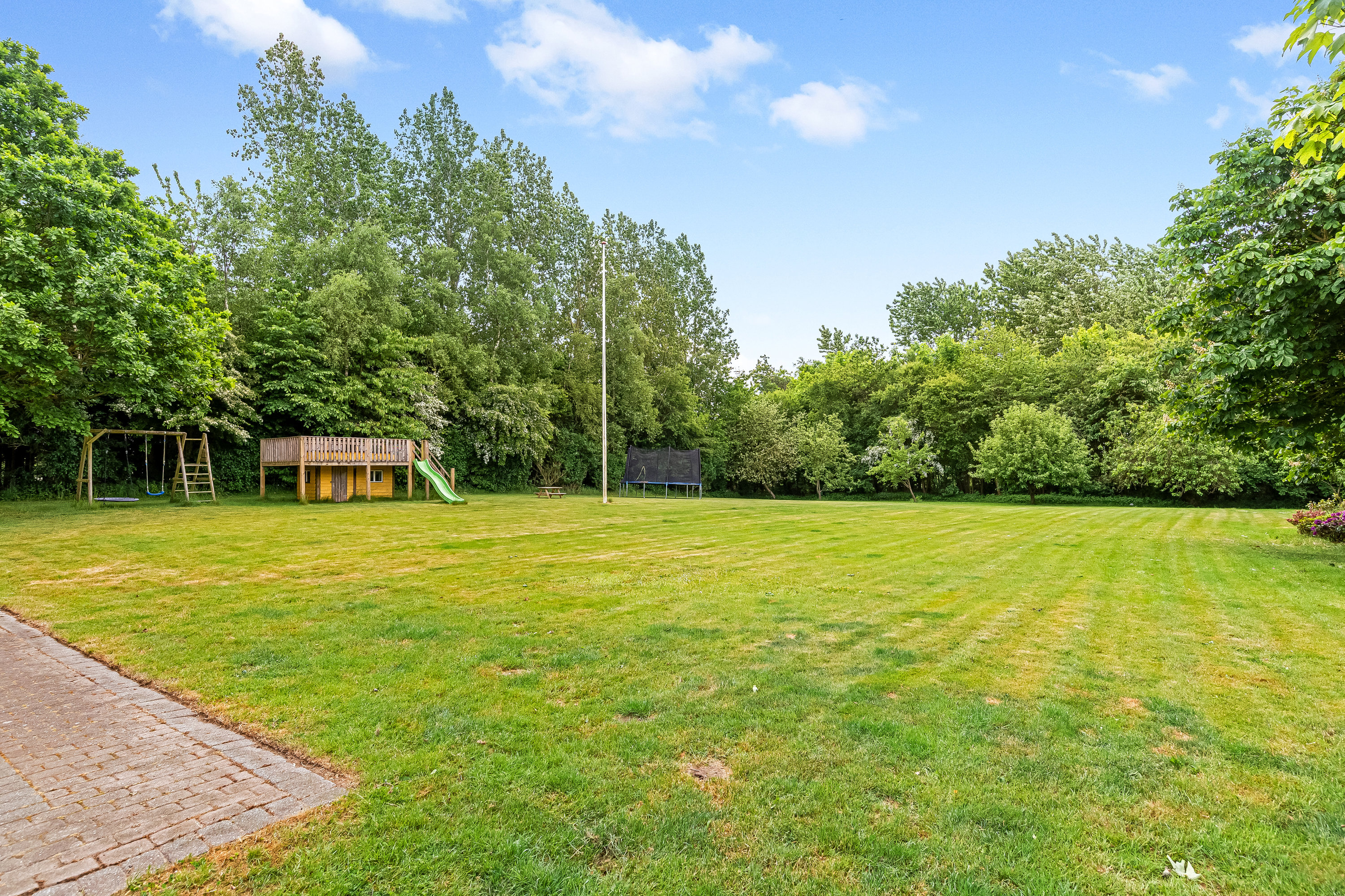 Fremhævet have billede i fuldskærmstilstand. Billede af Skovlundvej 16, Svenstrup, 7830 Vinderup