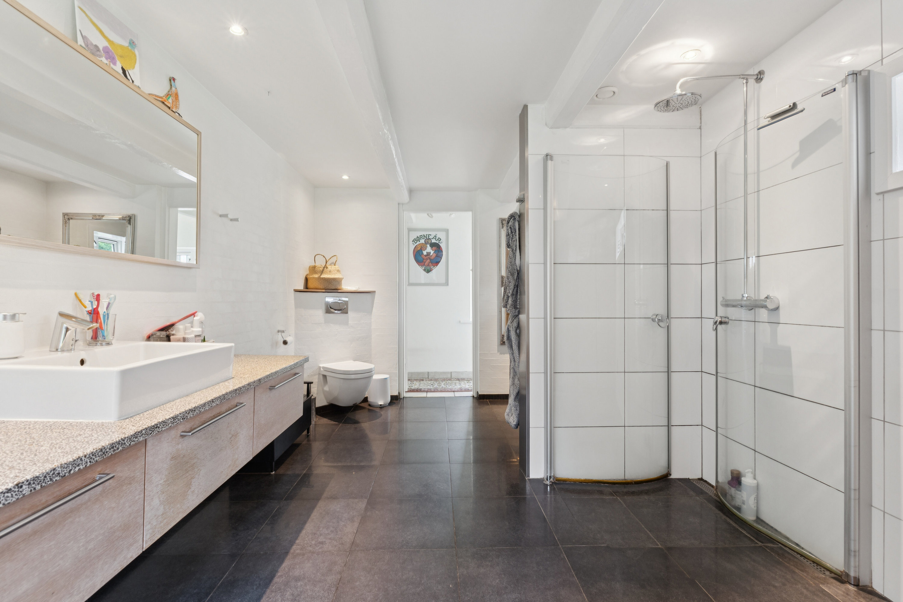 Fremhævet badeværelse billede i fuldskærmstilstand. Billede af Svanningehuse 30, Diernæs, 5600 Faaborg