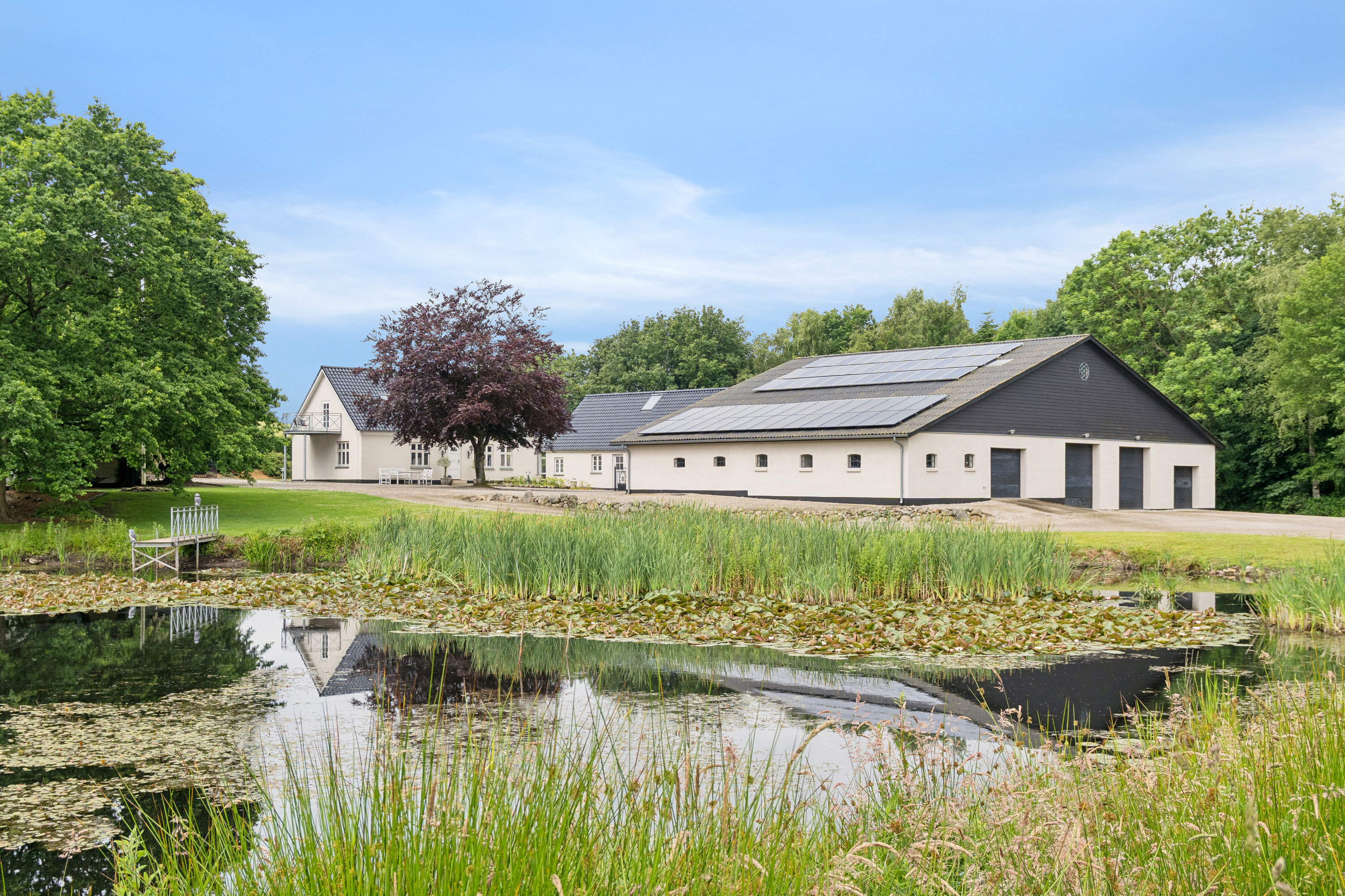Fremhævet set fra haven billede i fuldskærmstilstand. Billede af Svanningehuse 30, Diernæs, 5600 Faaborg