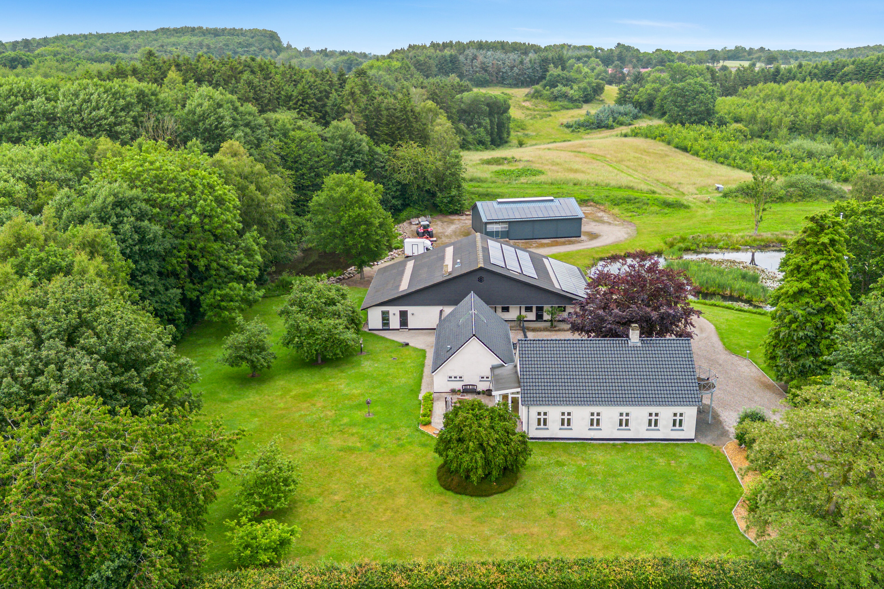 Miniaturebillede 2: luftfoto. Billede af Svanningehuse 30, Diernæs, 5600 Faaborg