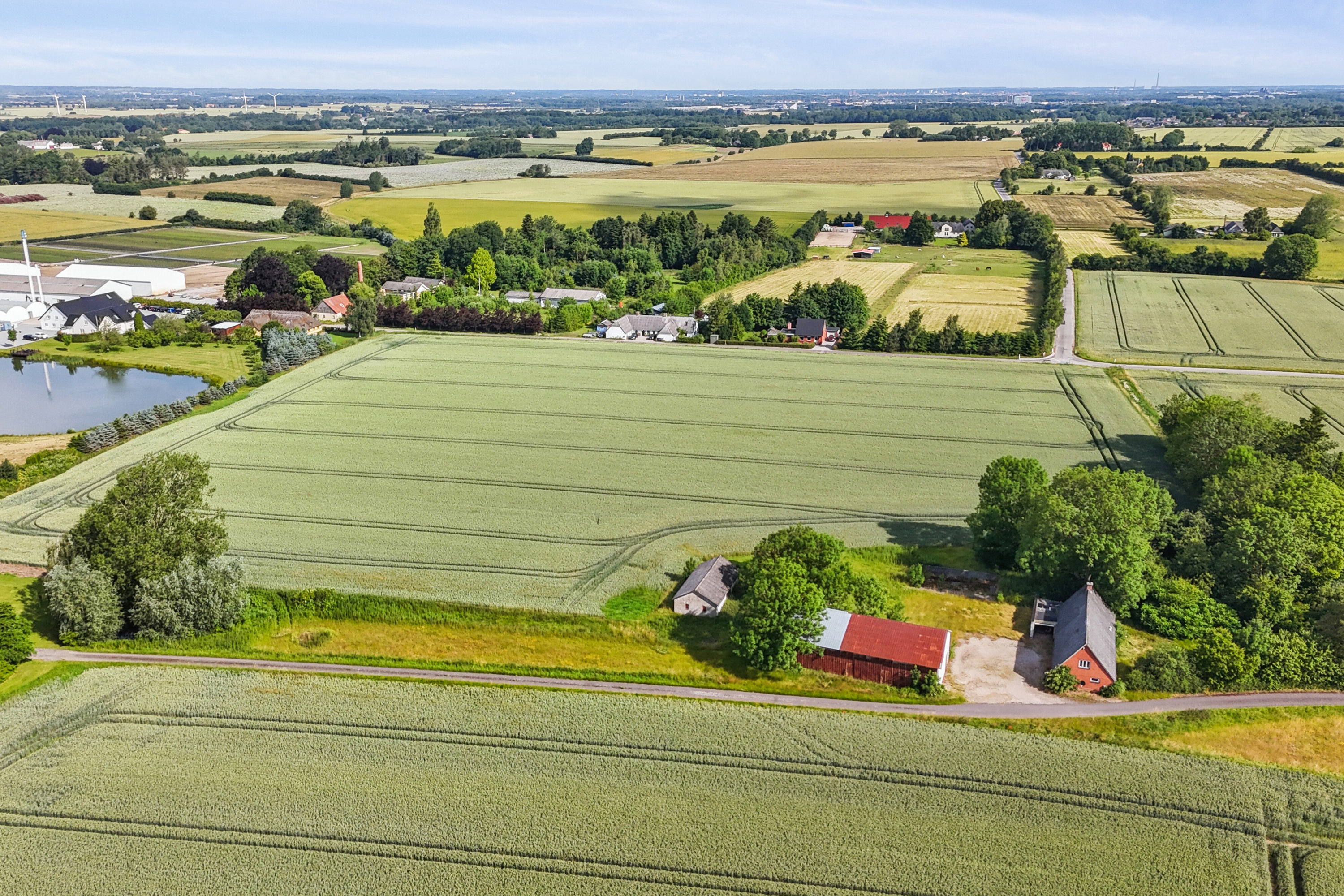 Fremhævet luftfoto billede i fuldskærmstilstand. Billede af Kirstinebjergvej 27, Årslev, 5792 Årslev