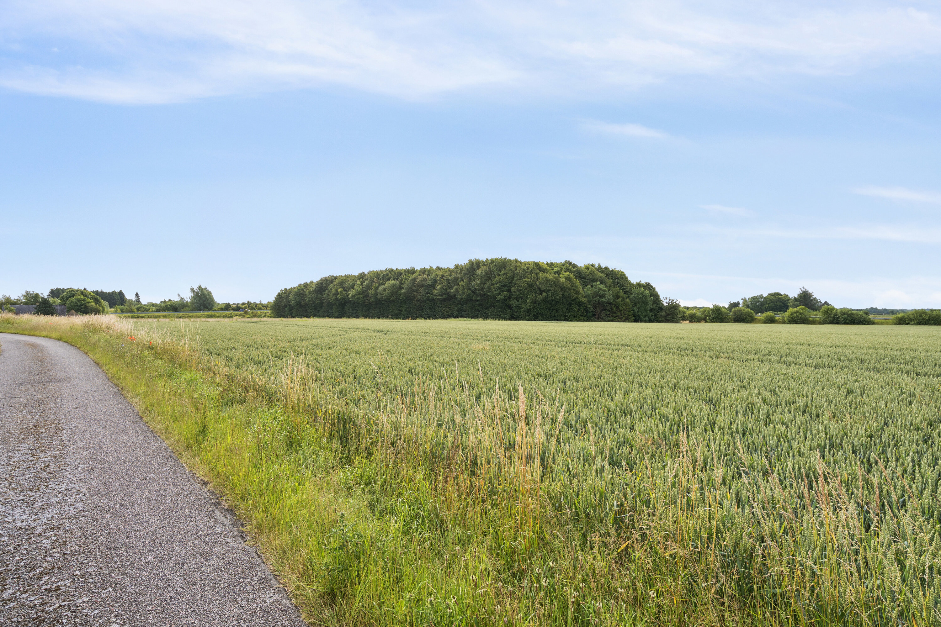 Fremhævet udendørs billede i fuldskærmstilstand. Billede af Kirstinebjergvej 27, Årslev, 5792 Årslev