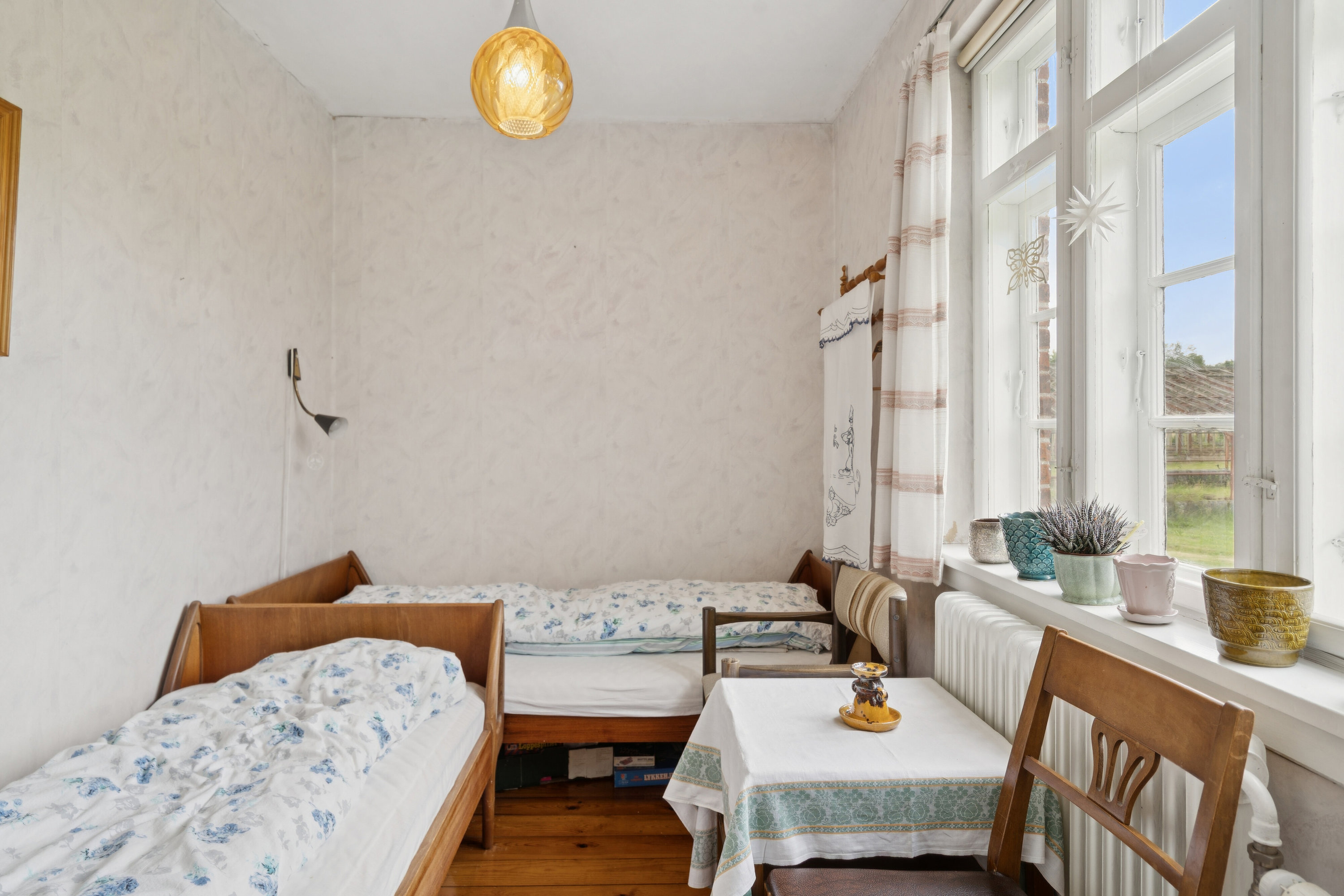 Fremhævet soveværelse billede i fuldskærmstilstand. Billede af Tyrsbjergvej 67, Villestofte, 5210 Odense NV