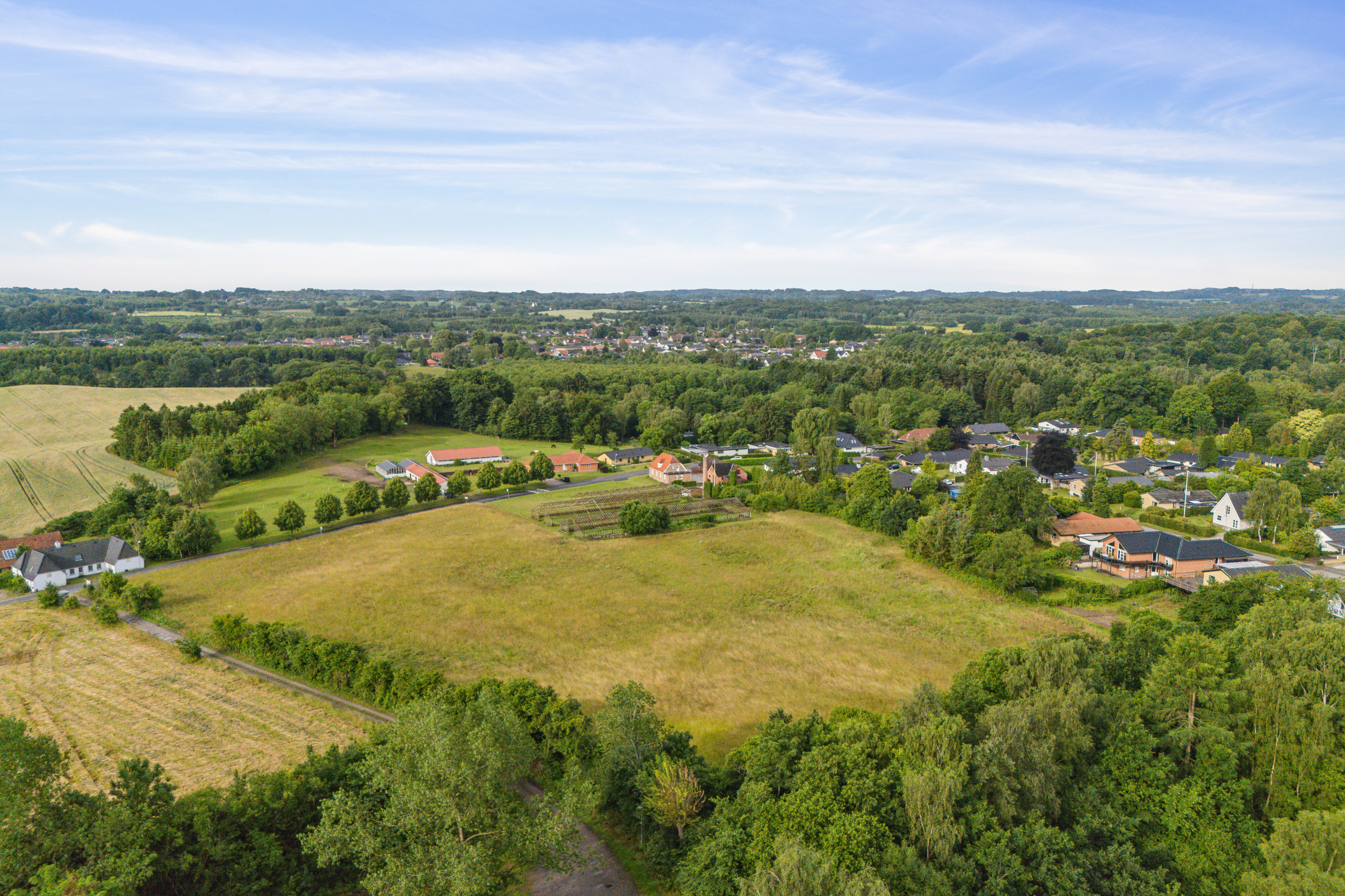 Fremhævet luftfoto billede i fuldskærmstilstand. Billede af Tyrsbjergvej 67, Villestofte, 5210 Odense NV
